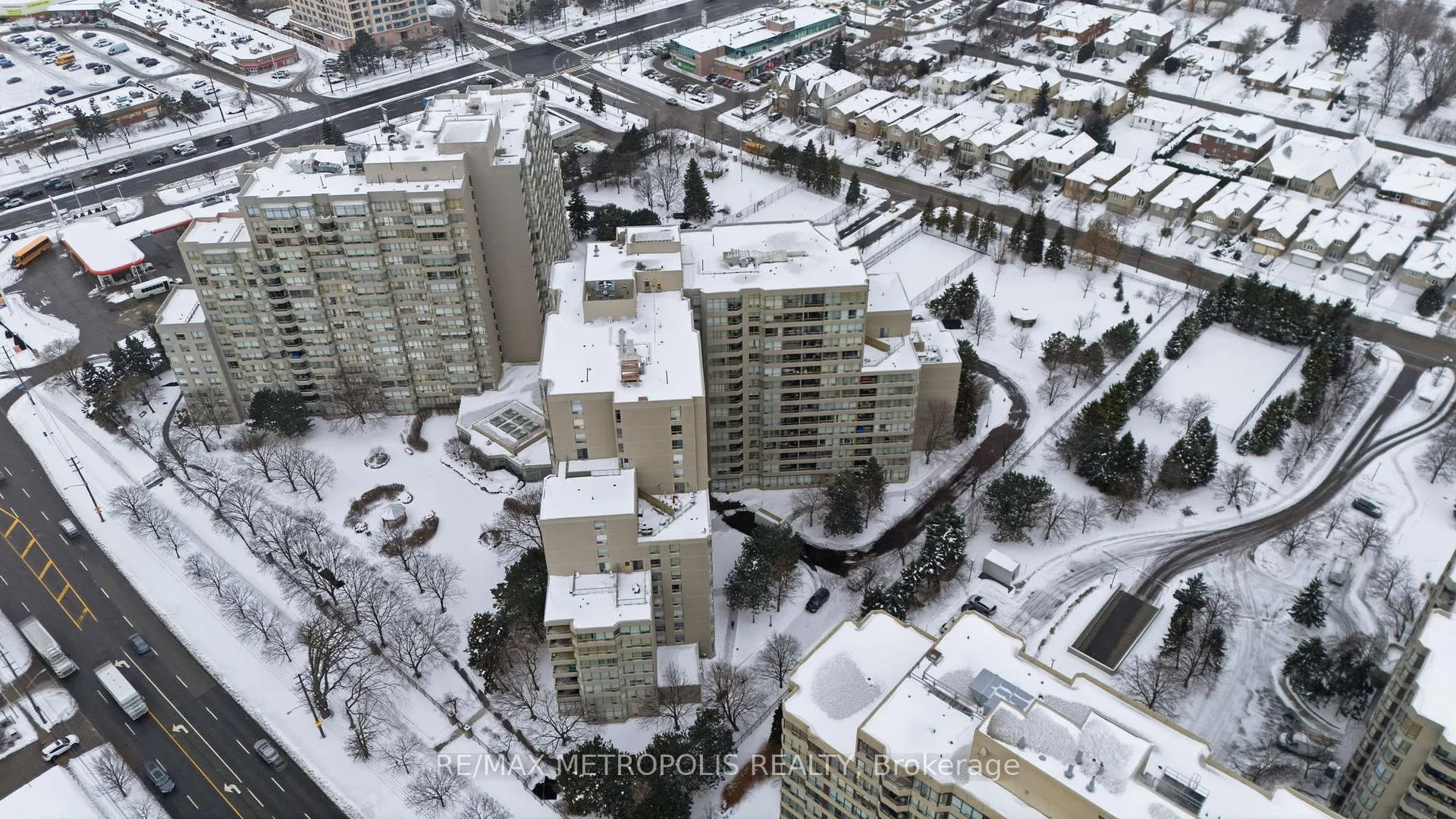 Photo 27 of Unit 1501, 11 Townsgate Drive, Vaughan, Crestwood-Springfarm-Yorkhill — HOMEH