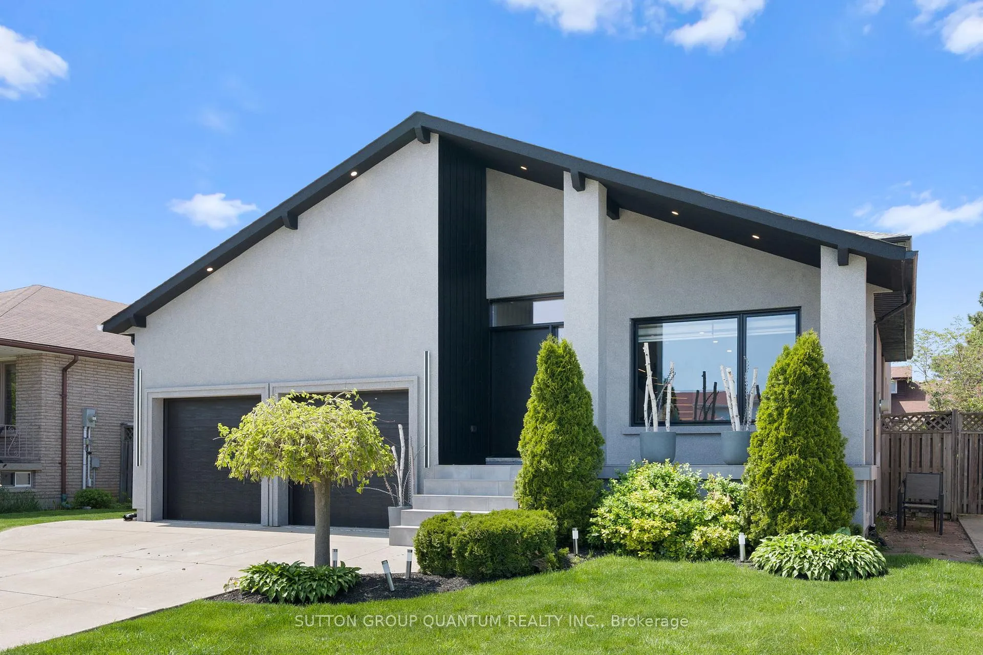 Front of 17 Clearview Drive