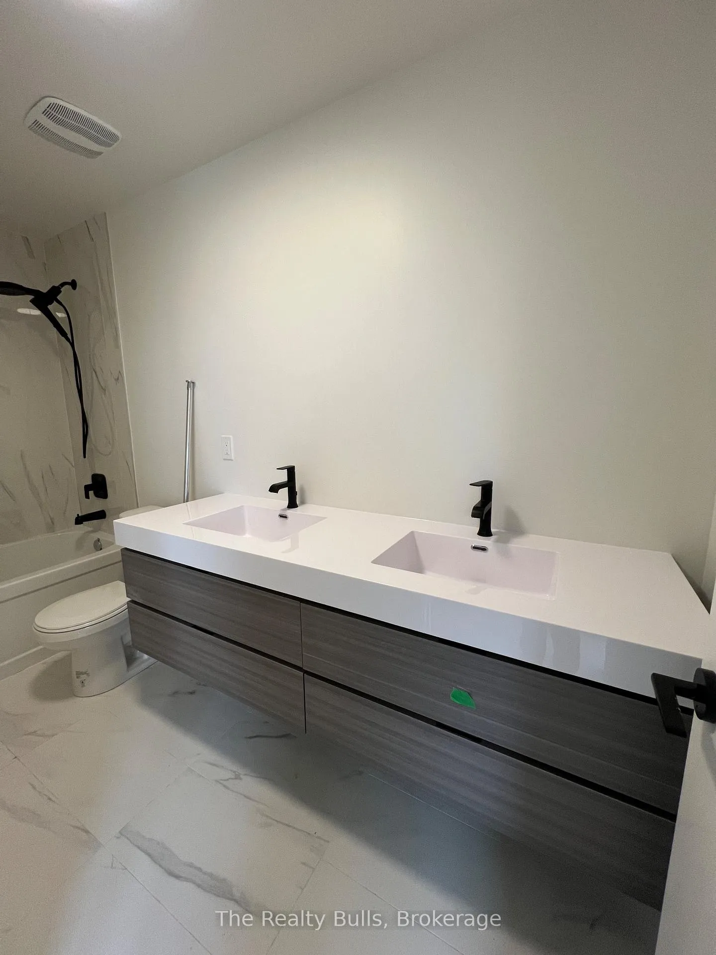 Photo 34 of Unit 64, 3 Abbot Street, St. Catharines, Oakdale — HOMEH
