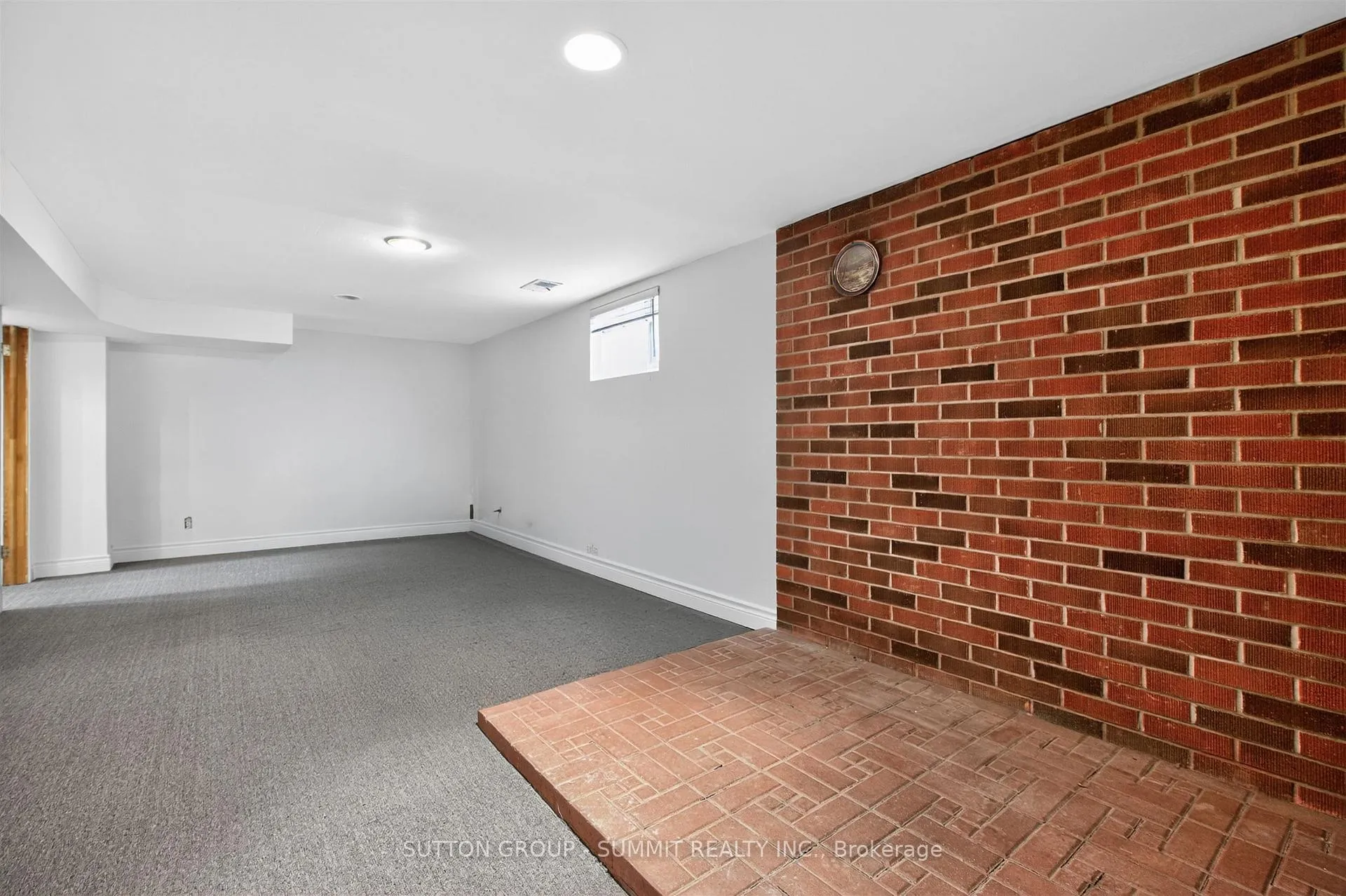 Photo 29 of 51 Barrhead Crescent, Etobicoke, Rexdale-Kipling — HOMEH