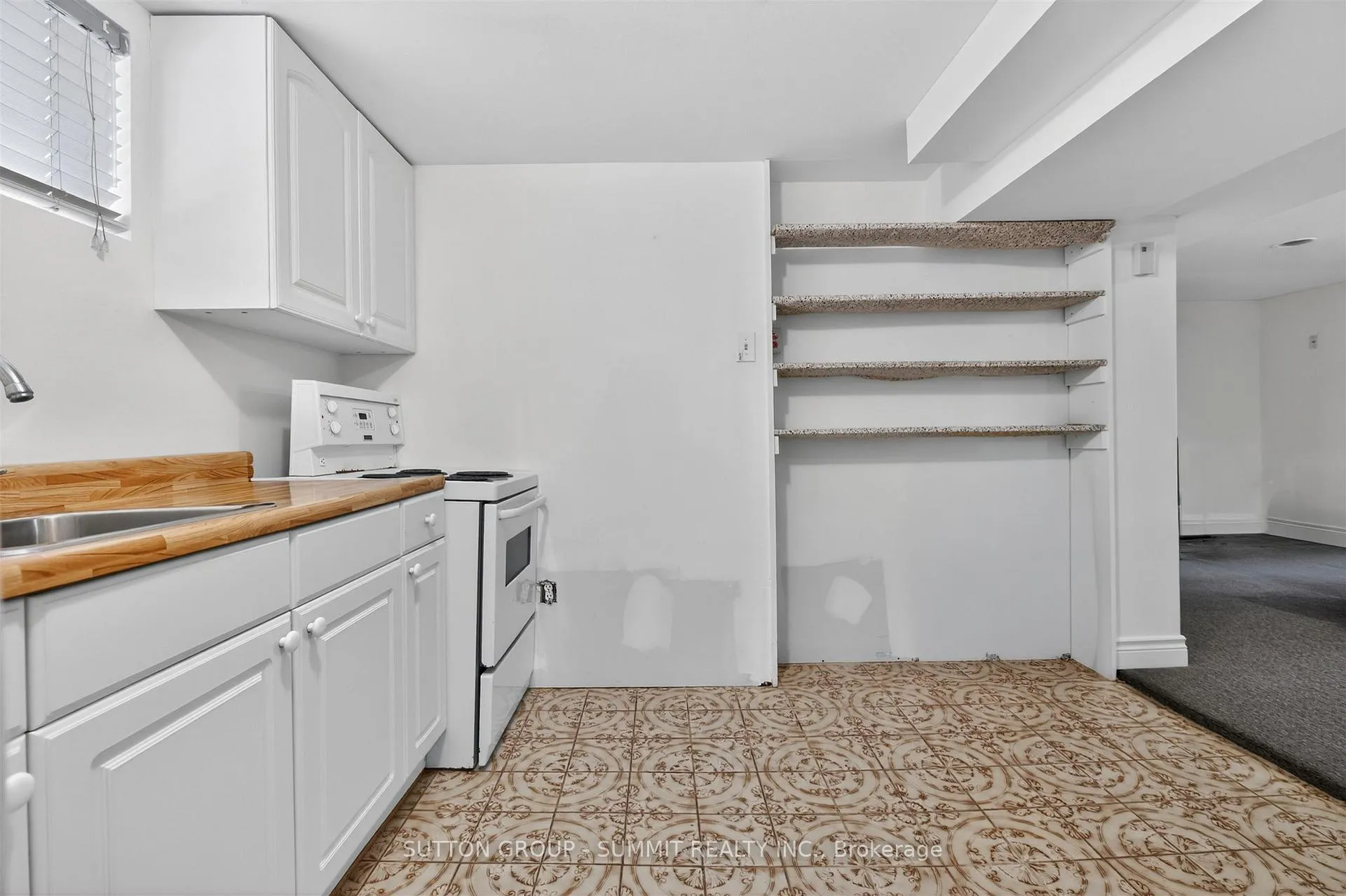 Photo 34 of 51 Barrhead Crescent, Etobicoke, Rexdale-Kipling — HOMEH