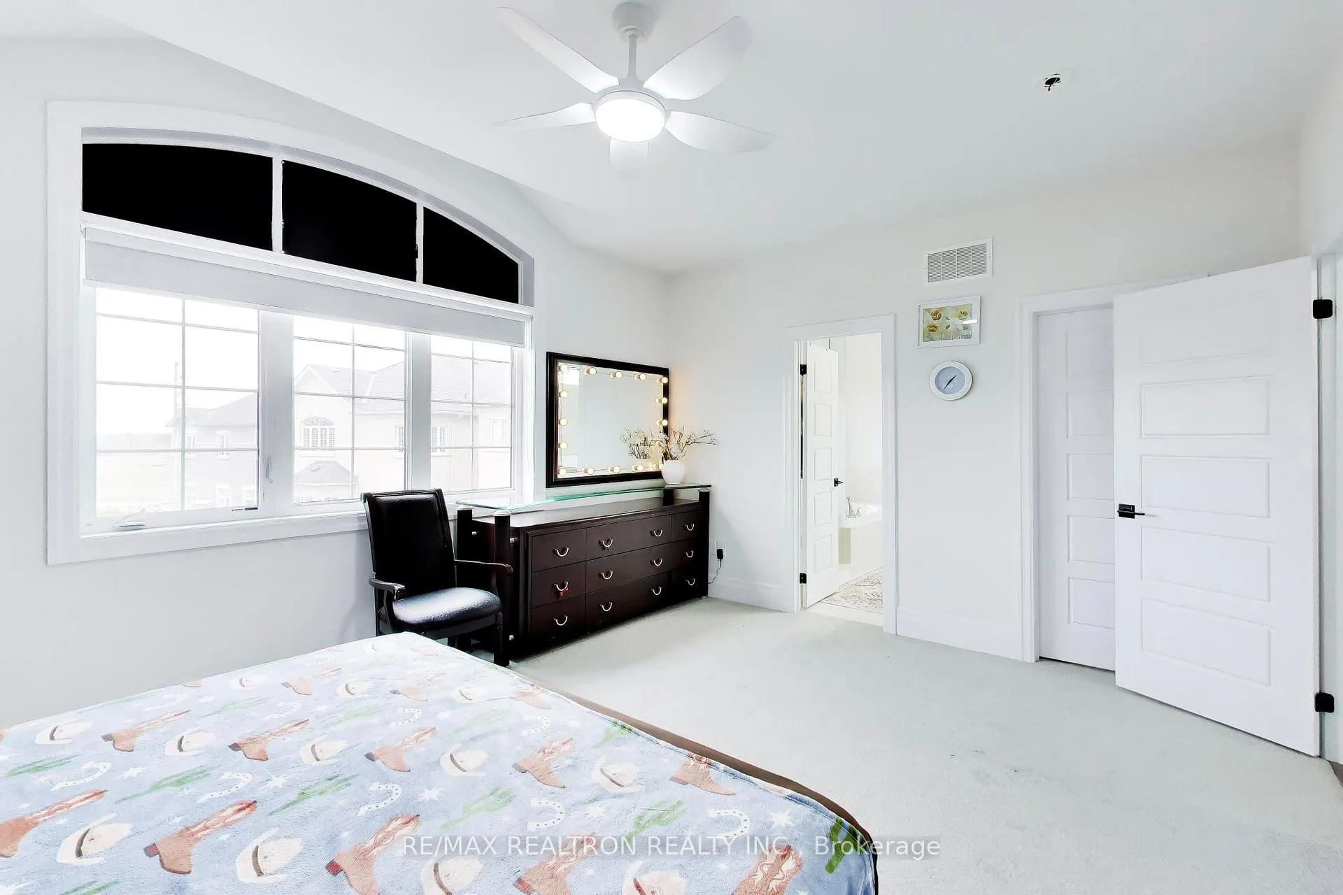 Photo 20 of 5 rosewell Crescent, Markham, Georgetown — HOMEH