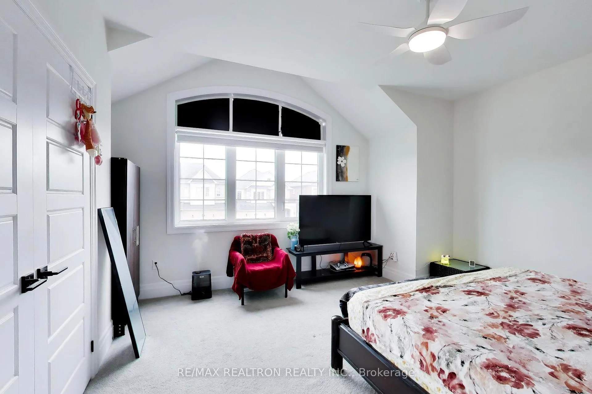 Photo 24 of 5 rosewell Crescent, Markham, Georgetown — HOMEH