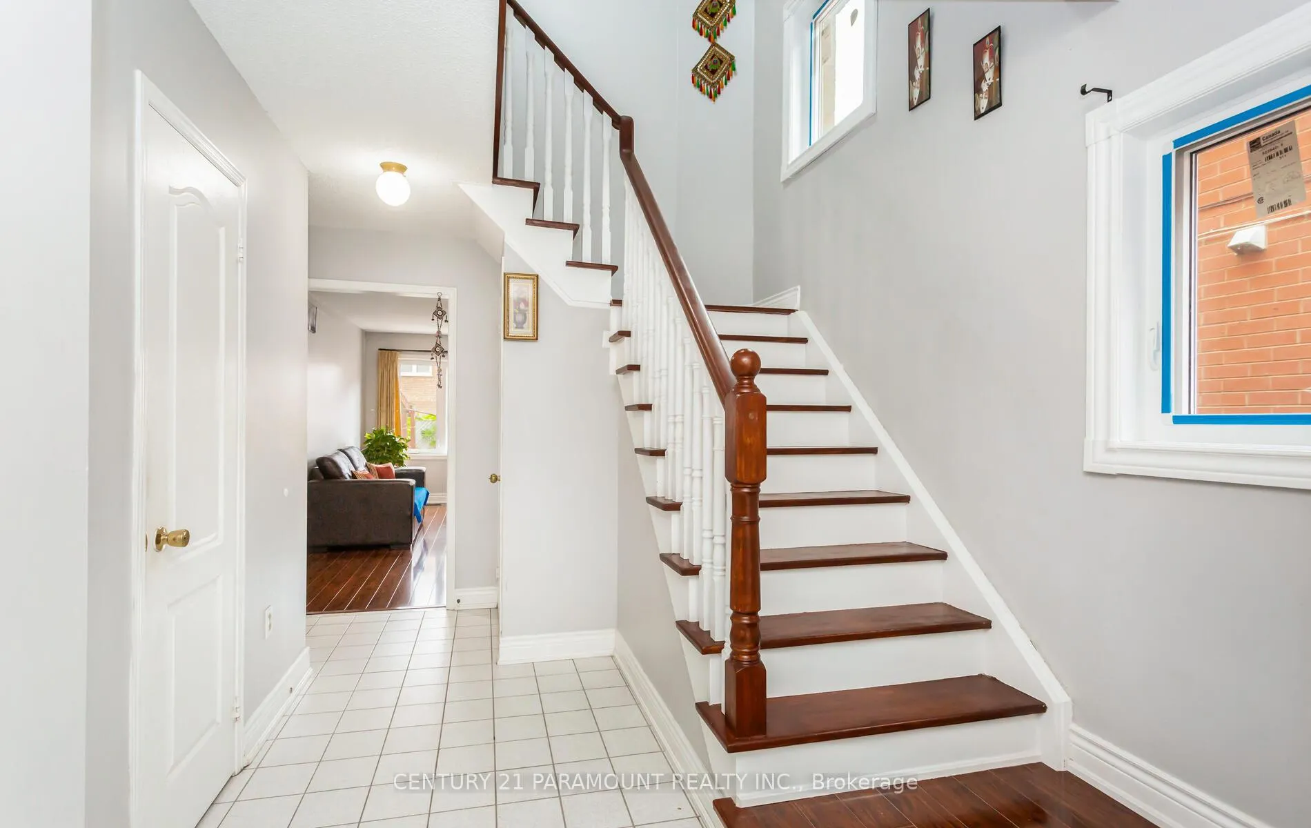 Photo 6 of 106 Wildberry Crescent, Brampton, Sandringham-Wellington — HOMEH