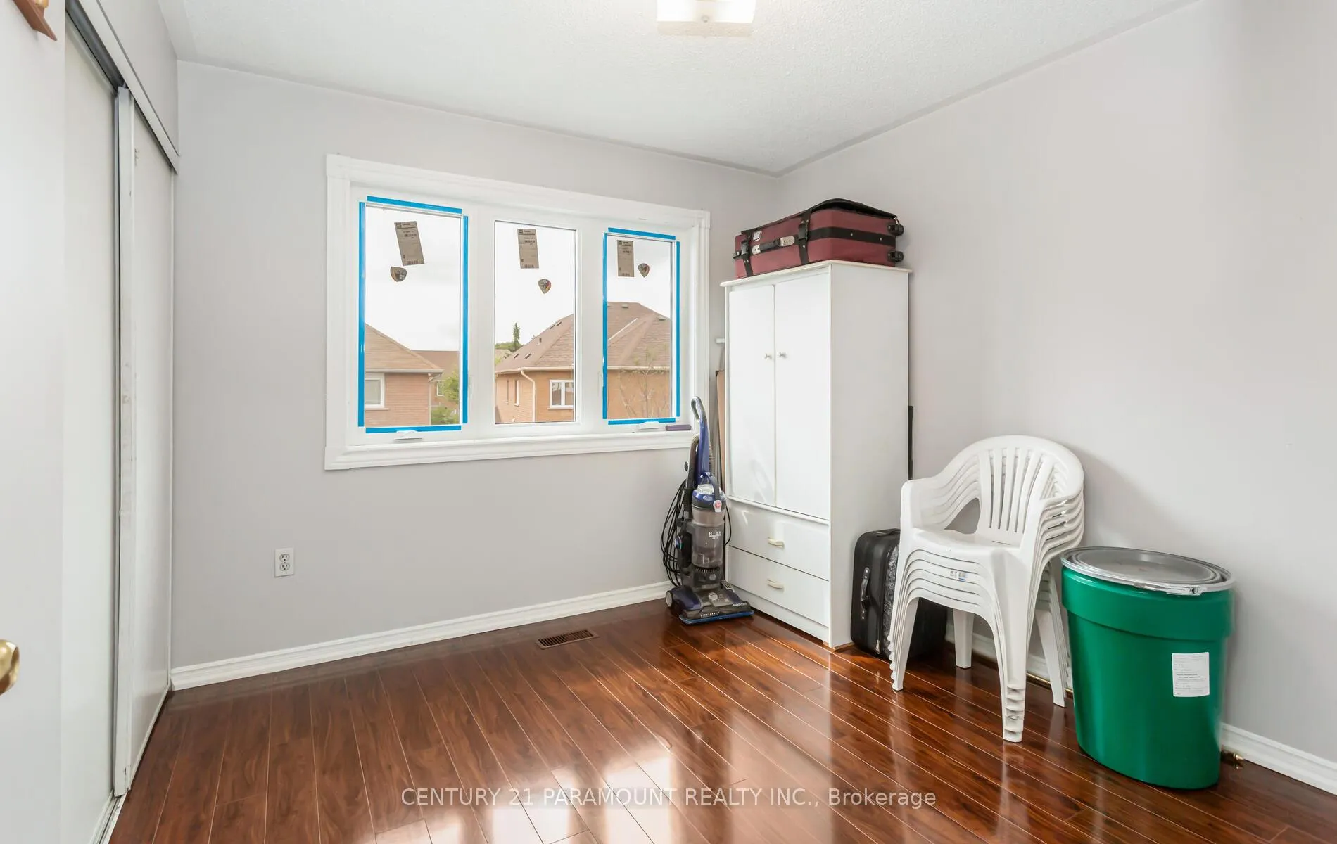 Photo 25 of 106 Wildberry Crescent, Brampton, Sandringham-Wellington — HOMEH