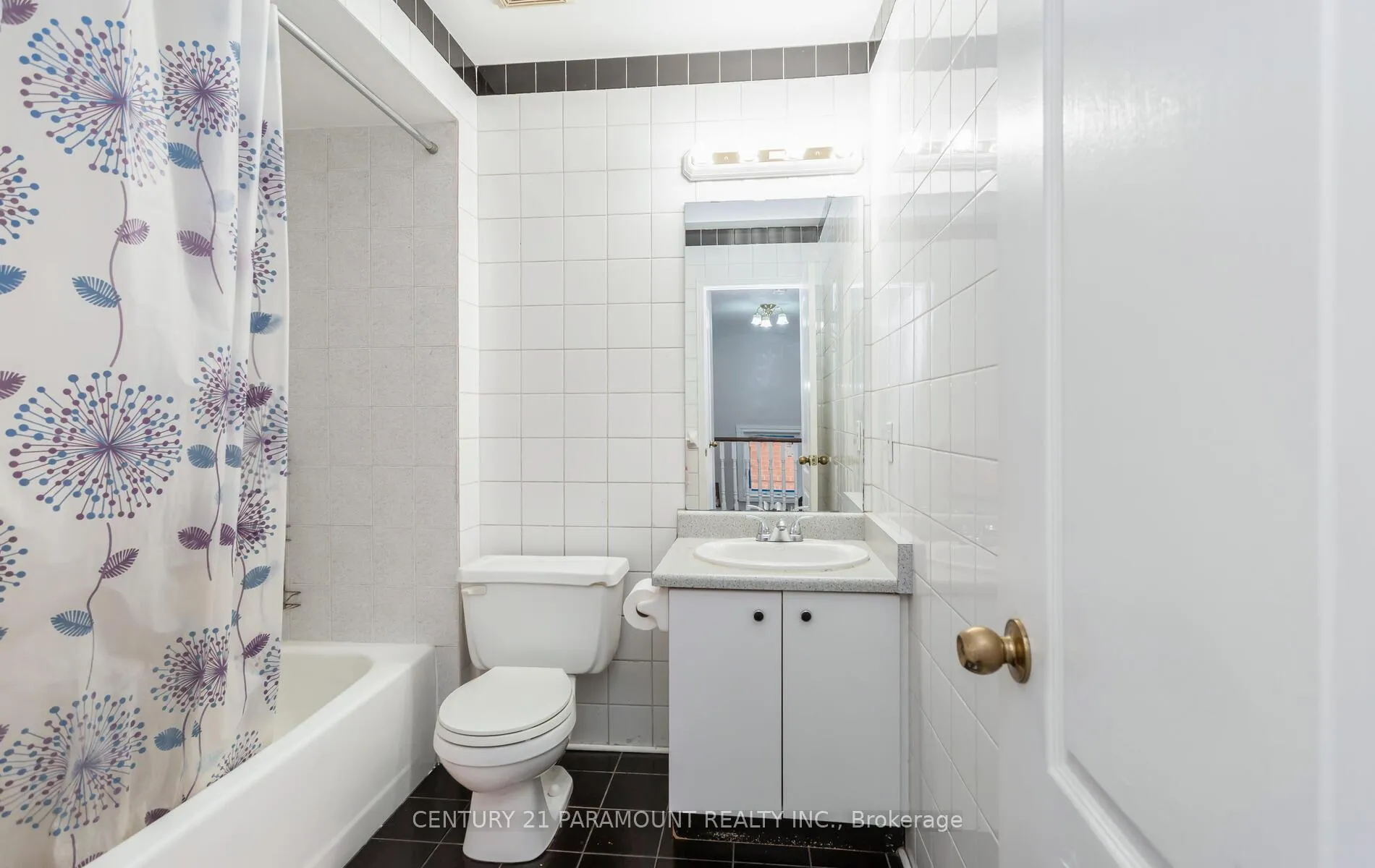 Photo 31 of 106 Wildberry Crescent, Brampton, Sandringham-Wellington — HOMEH