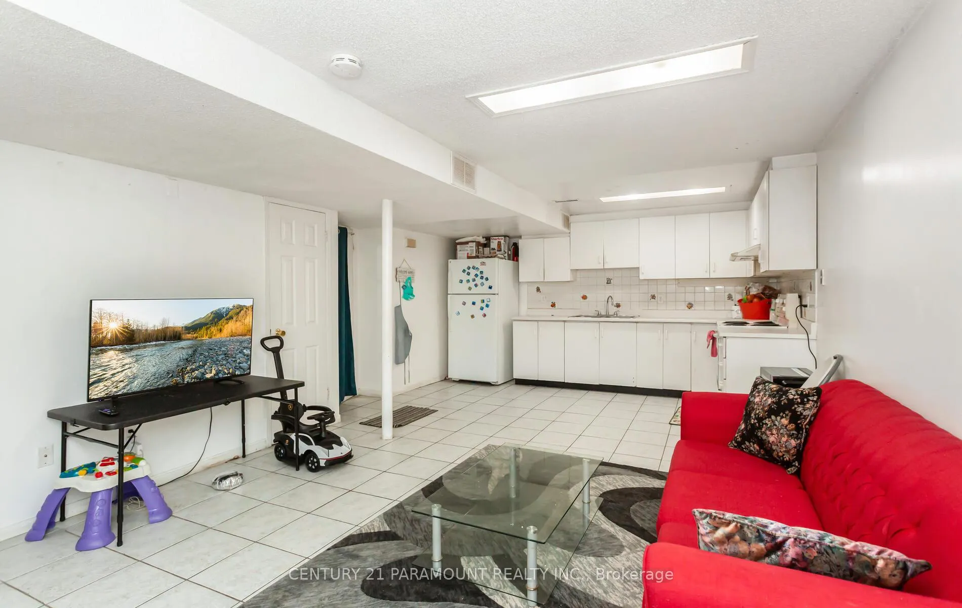 Photo 33 of 106 Wildberry Crescent, Brampton, Sandringham-Wellington — HOMEH