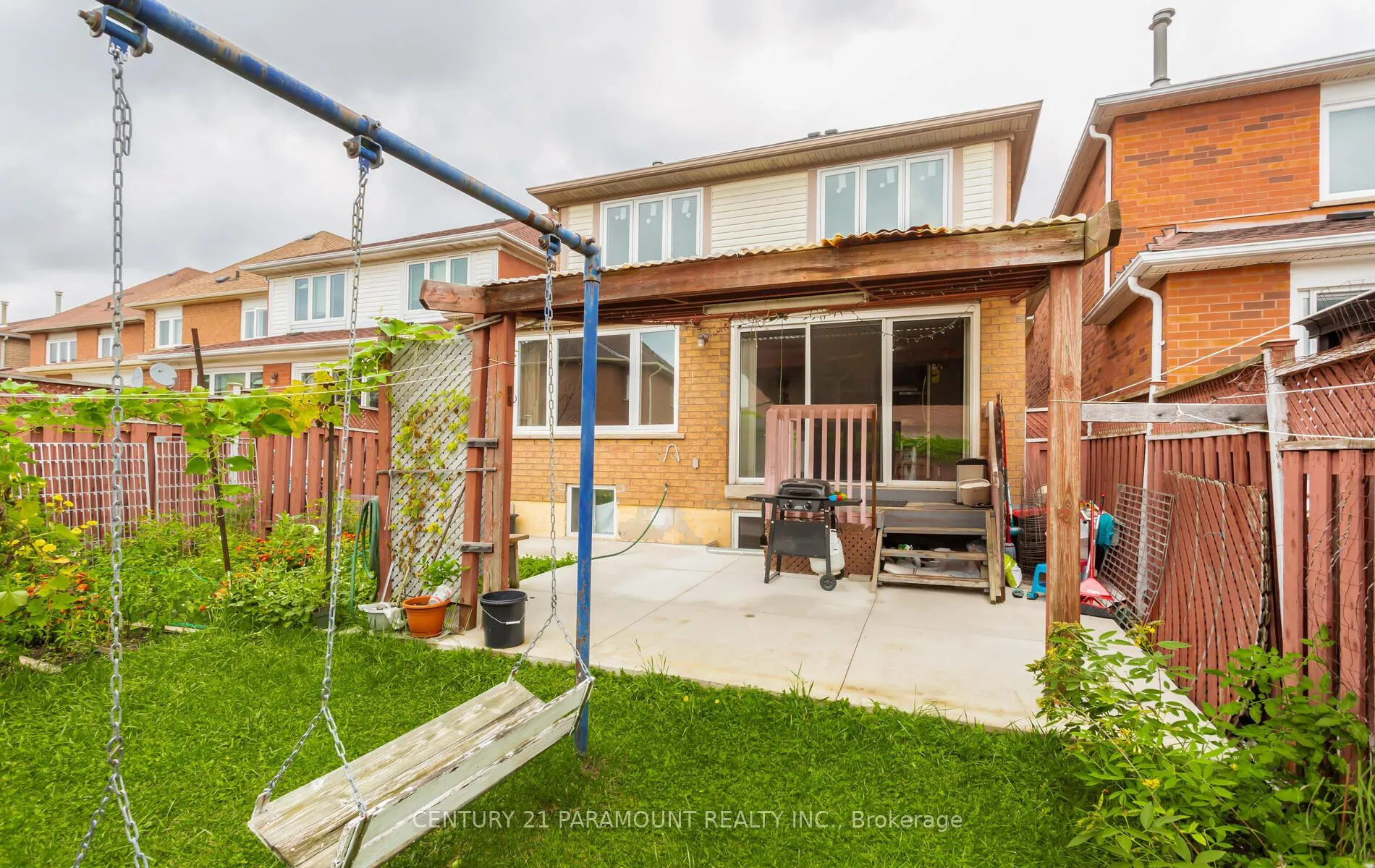 Photo 41 of 106 Wildberry Crescent, Brampton, Sandringham-Wellington — HOMEH