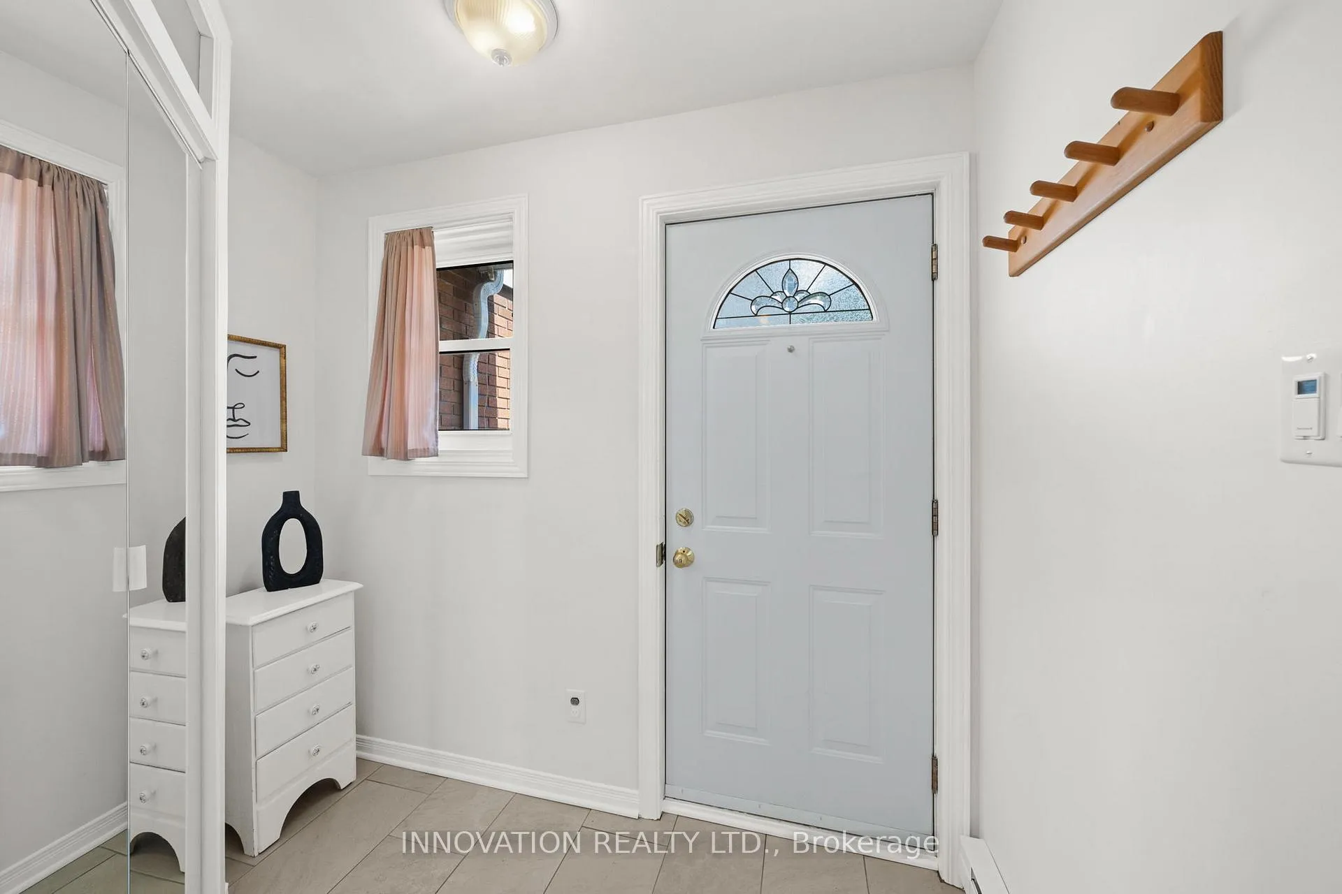Photo 2 of Unit 22, 920 Dynes Road, Ottawa, Carleton Square — HOMEH