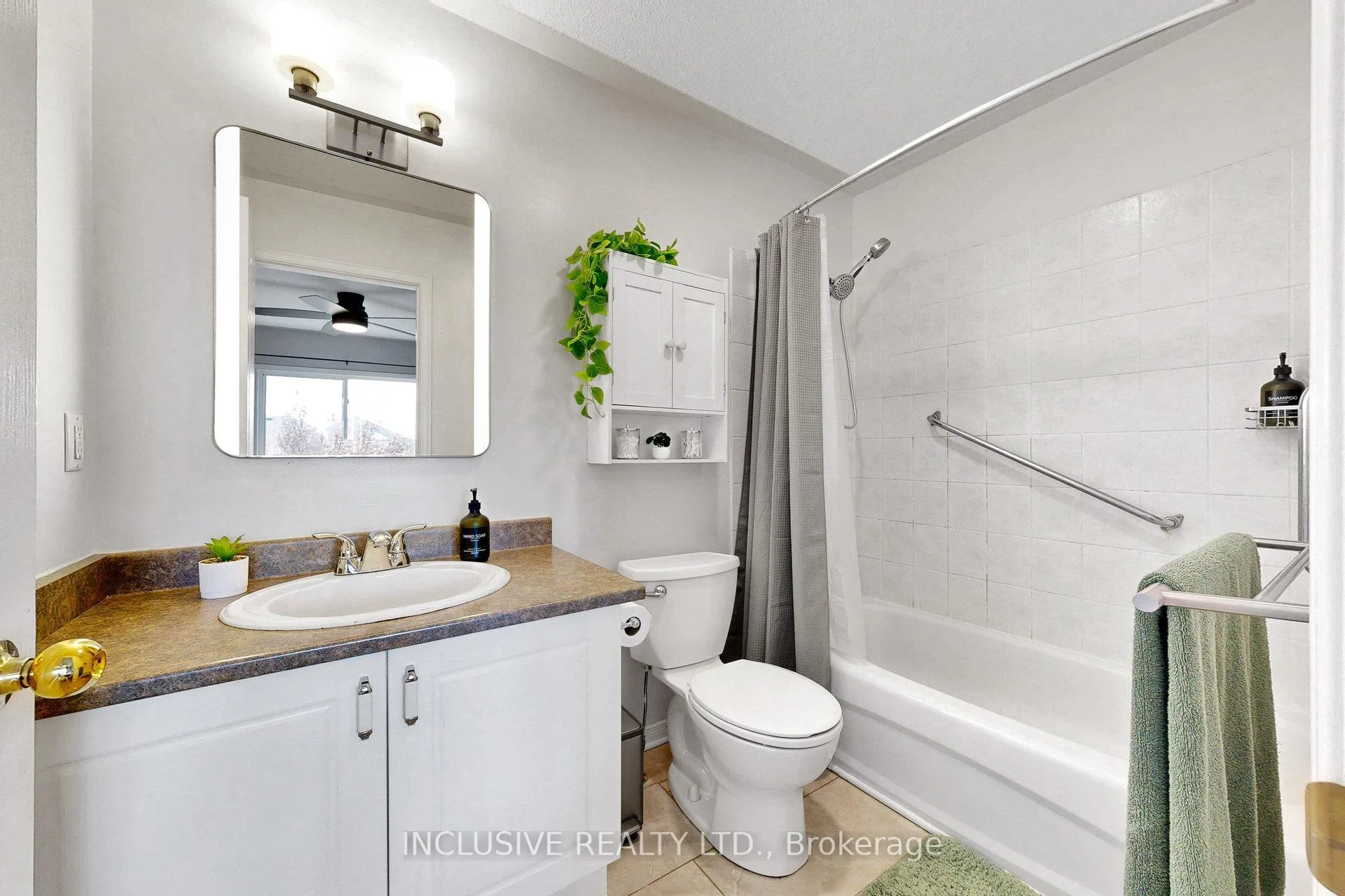 Photo 36 of 649 Trailview Drive, Peterborough, Ashburnham Ward 4 — HOMEH