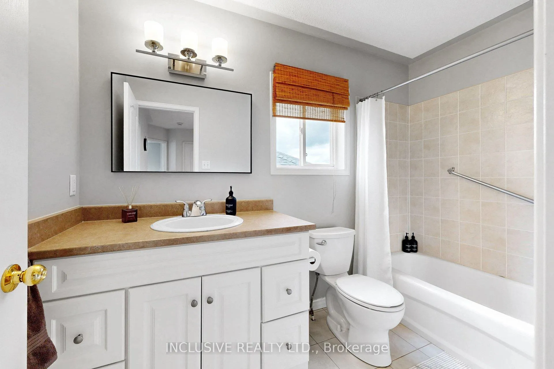 Photo 40 of 649 Trailview Drive, Peterborough, Ashburnham Ward 4 — HOMEH