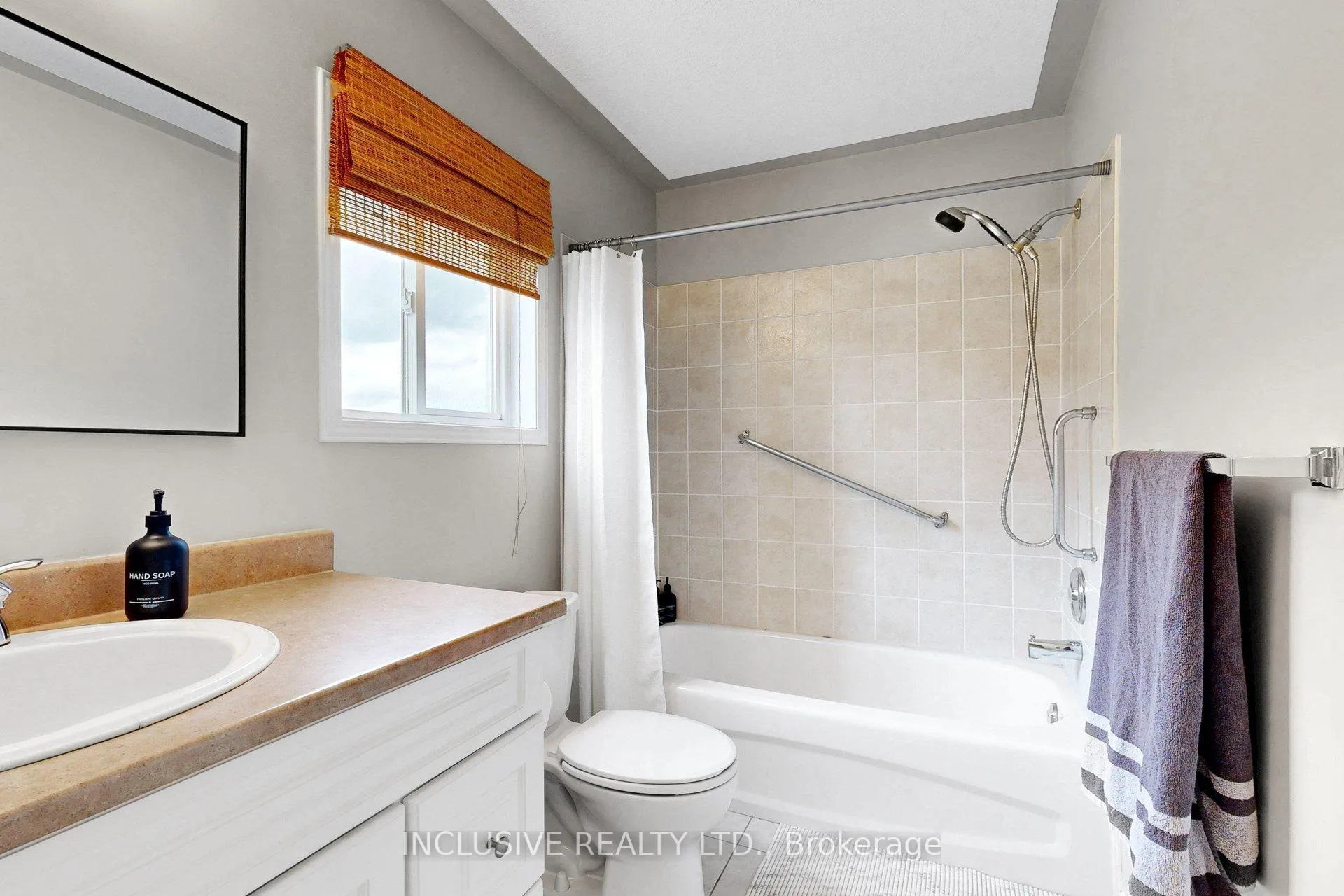 Photo 41 of 649 Trailview Drive, Peterborough, Ashburnham Ward 4 — HOMEH