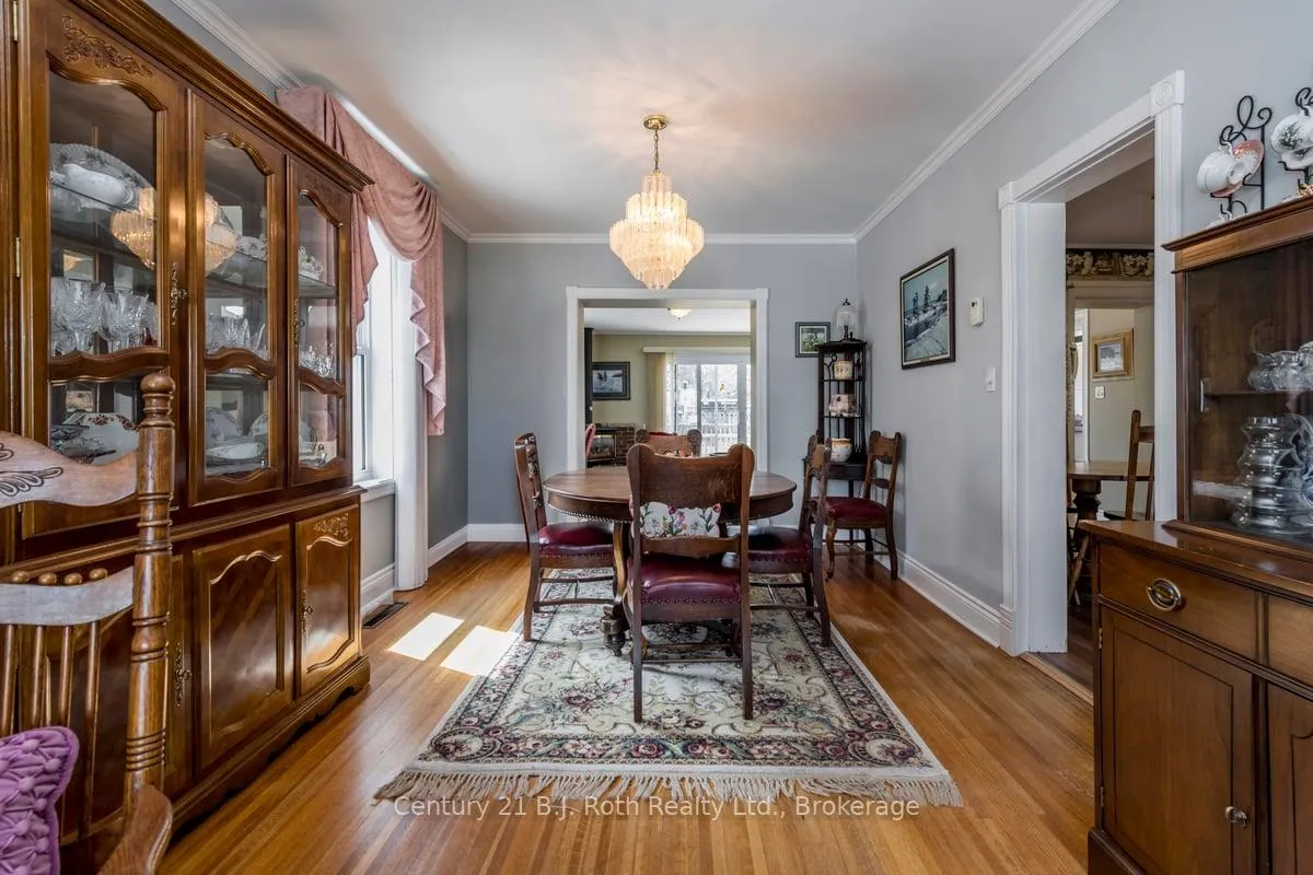 Photo 7 of 476 Russell Street, Midland — HOMEH