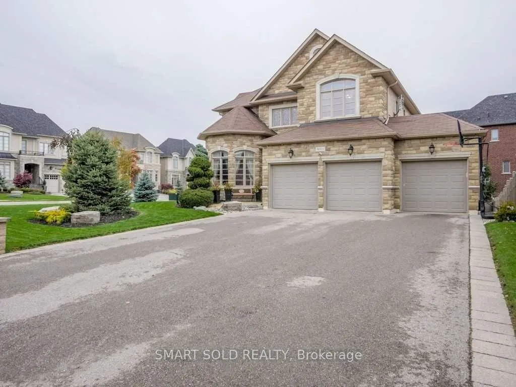Photo 2 of 15 Vomano Street, Richmond Hill, Mill Pond — HOMEH