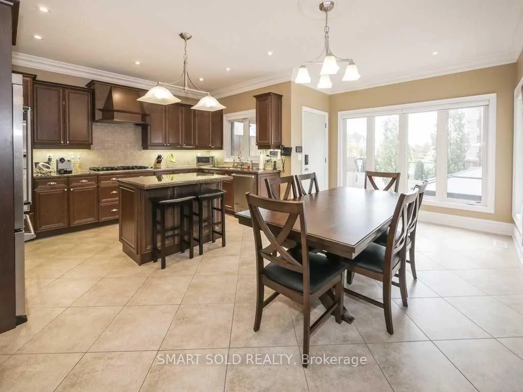 Photo 8 of 15 Vomano Street, Richmond Hill, Mill Pond — HOMEH