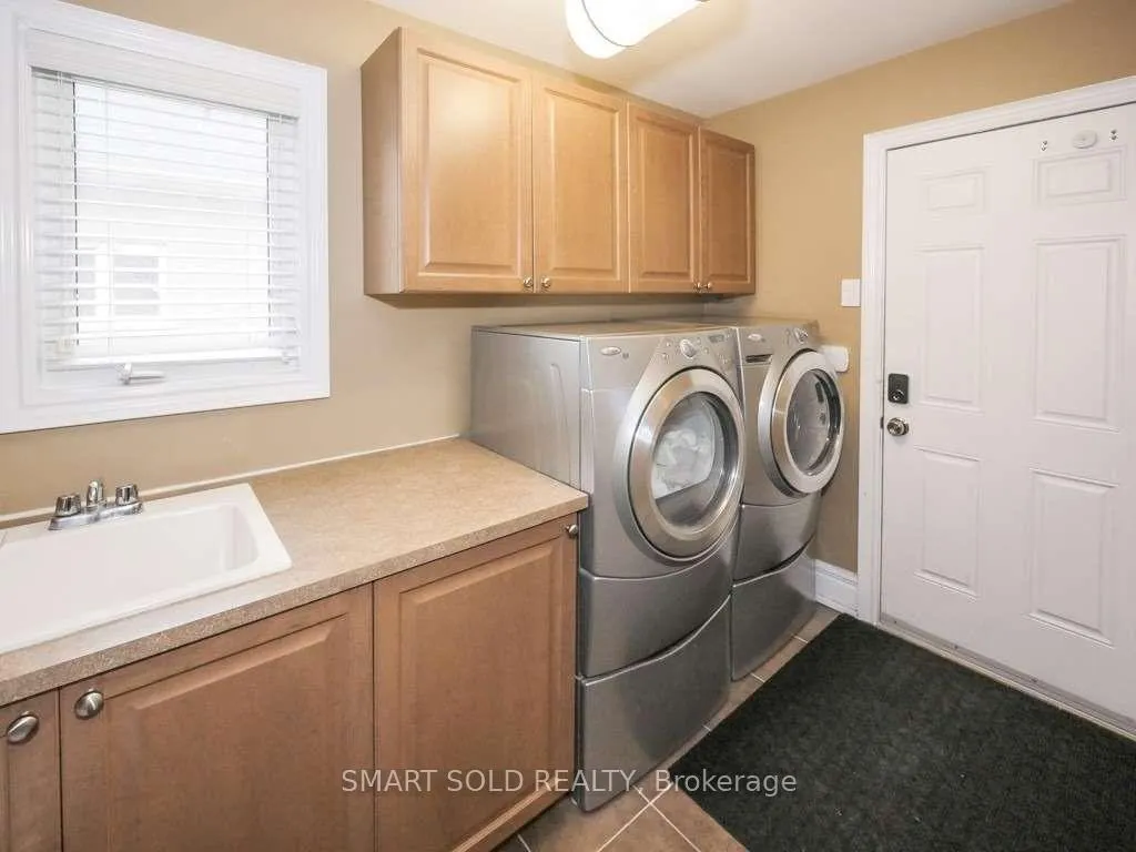 Photo 12 of 15 Vomano Street, Richmond Hill, Mill Pond — HOMEH