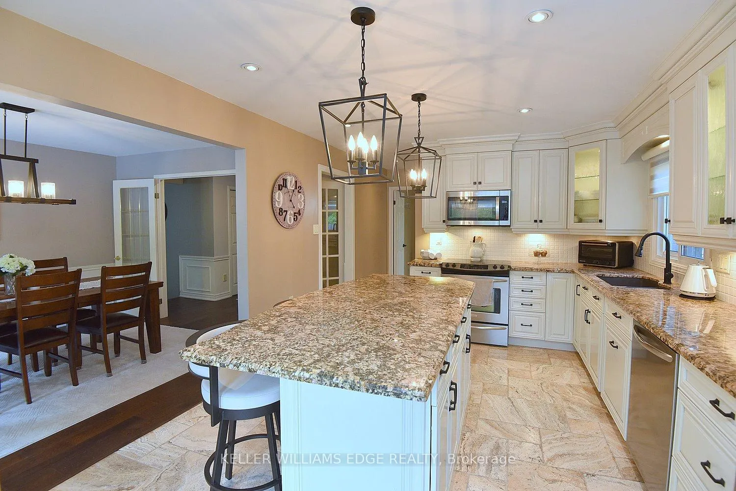 Photo 13 of 18 Charterhouse Crescent, Hamilton, Ancaster — HOMEH