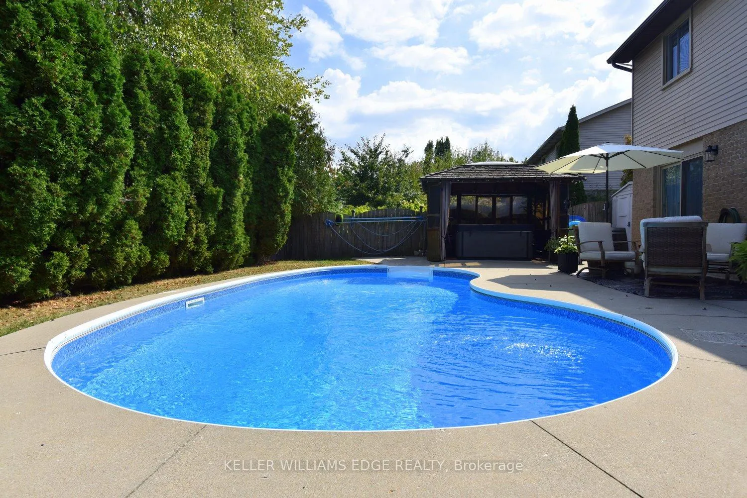 Photo 36 of 18 Charterhouse Crescent, Hamilton, Ancaster — HOMEH