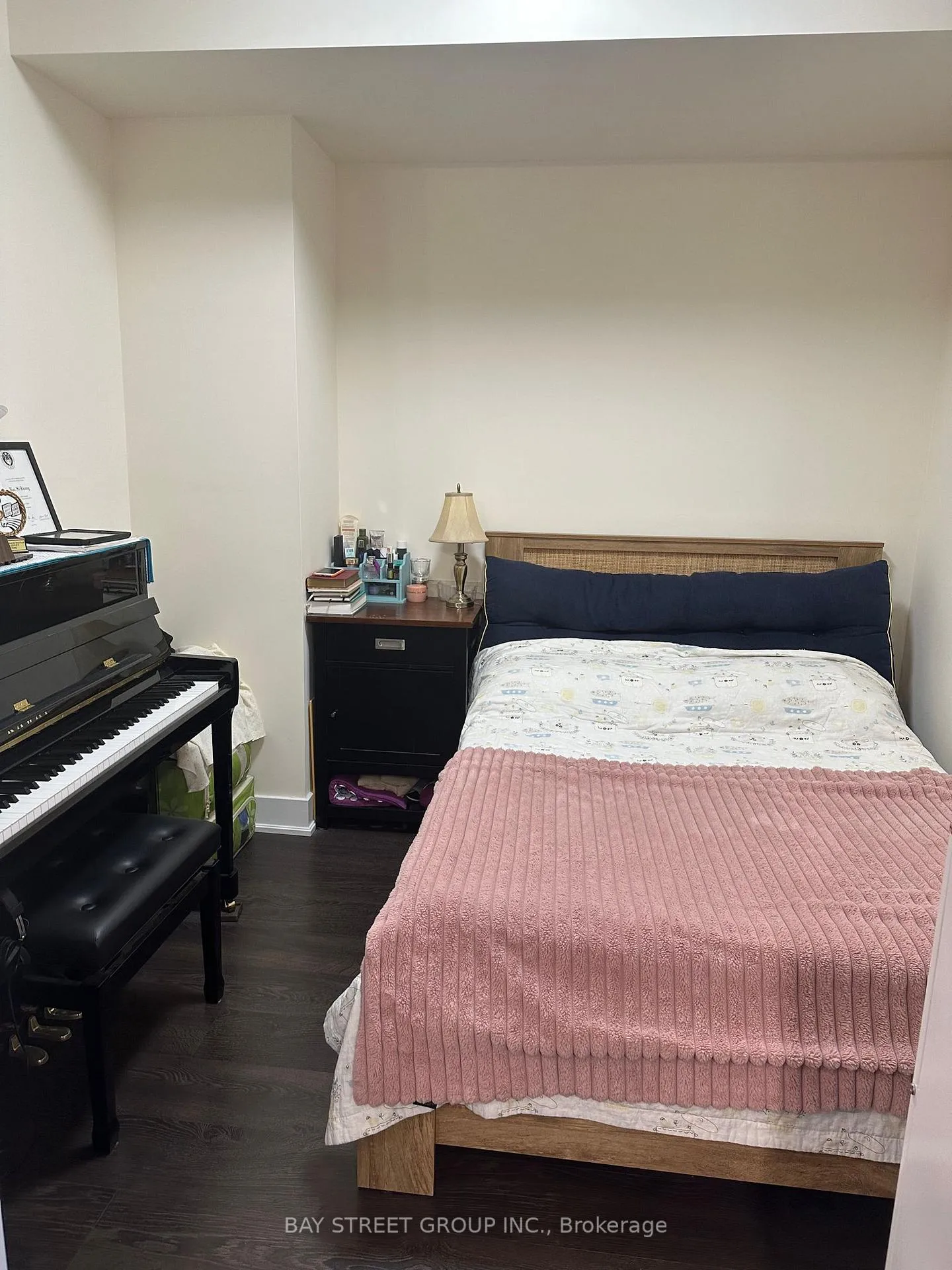Photo 6 of Unit 417, 30 Roehampton Avenue, Toronto, Mount Pleasant West — HOMEH