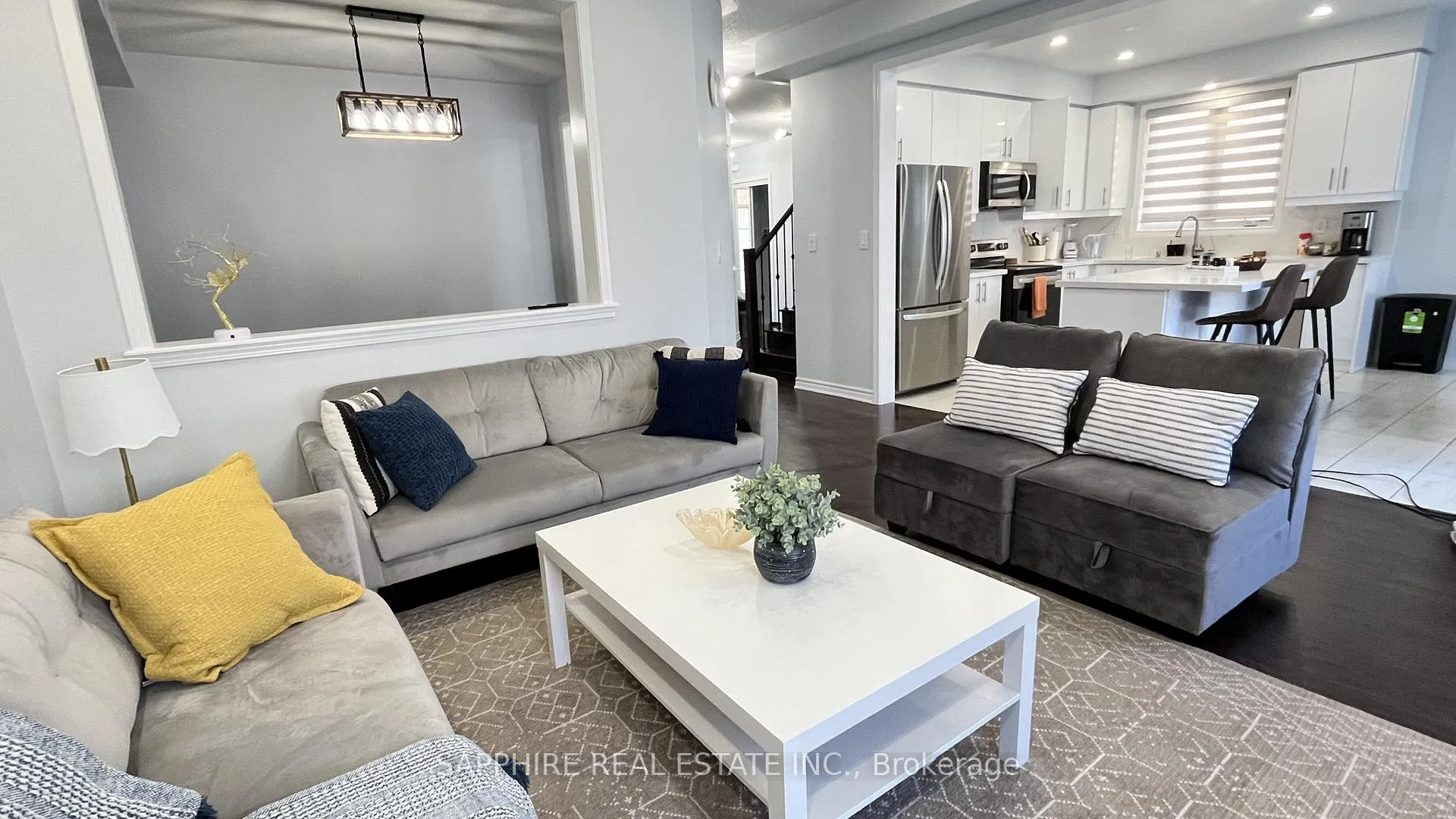 Photo 11 of 325 Trudeau Drive E, Milton, Clarke — HOMEH
