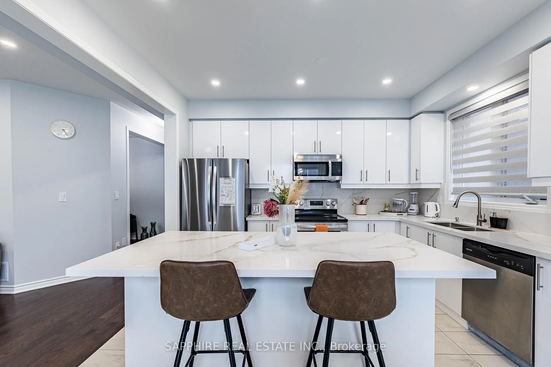 Photo 17 of 325 Trudeau Drive E, Milton, Clarke — HOMEH