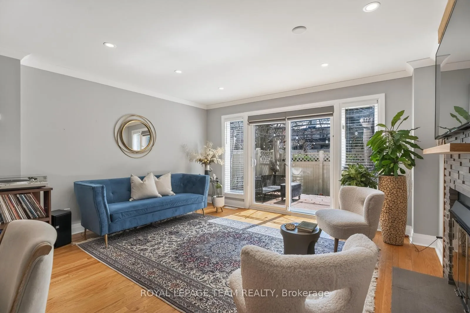 Photo 3 of Unit 10, 72 Greenfield Avenue, Ottawa, Ottawa East — HOMEH