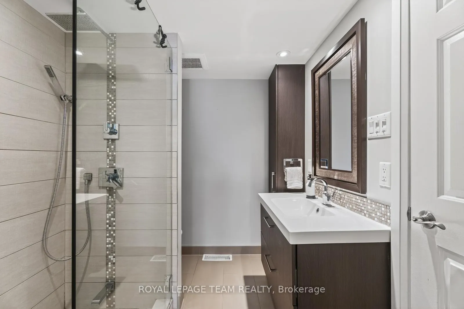 Photo 17 of Unit 10, 72 Greenfield Avenue, Ottawa, Ottawa East — HOMEH
