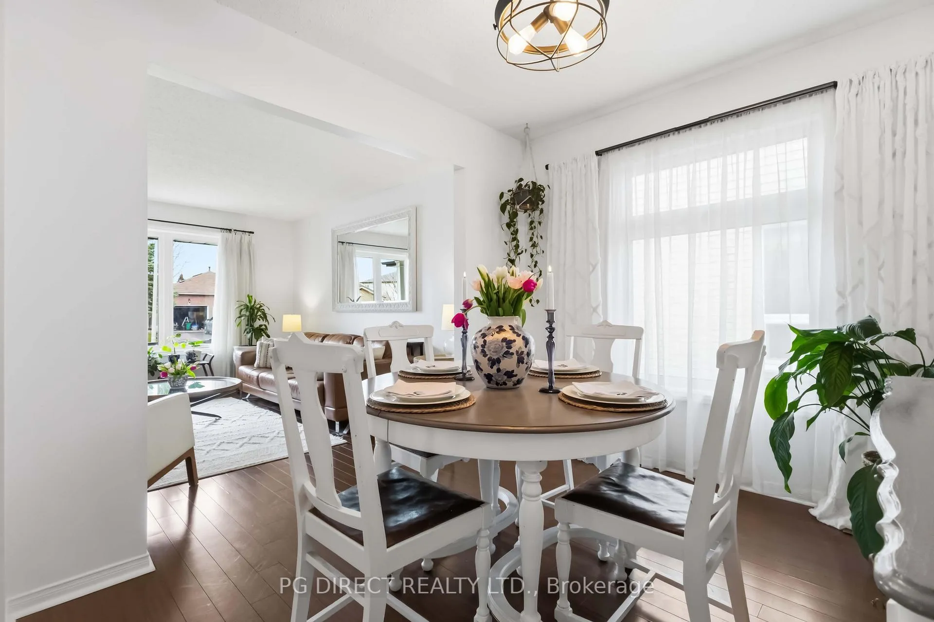 Photo 8 of 120 Sandringham Drive, Clarington, Courtice — HOMEH