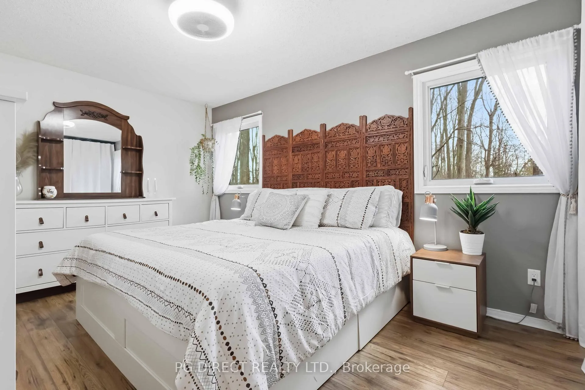 Photo 13 of 120 Sandringham Drive, Clarington, Courtice — HOMEH