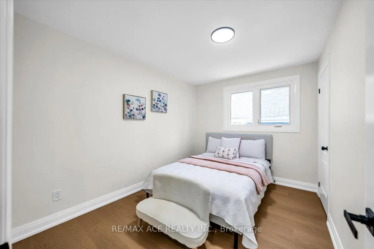 Photo 15 of Unit Main, 265 Gibbons Street, Oshawa, McLaughlin — HOMEH
