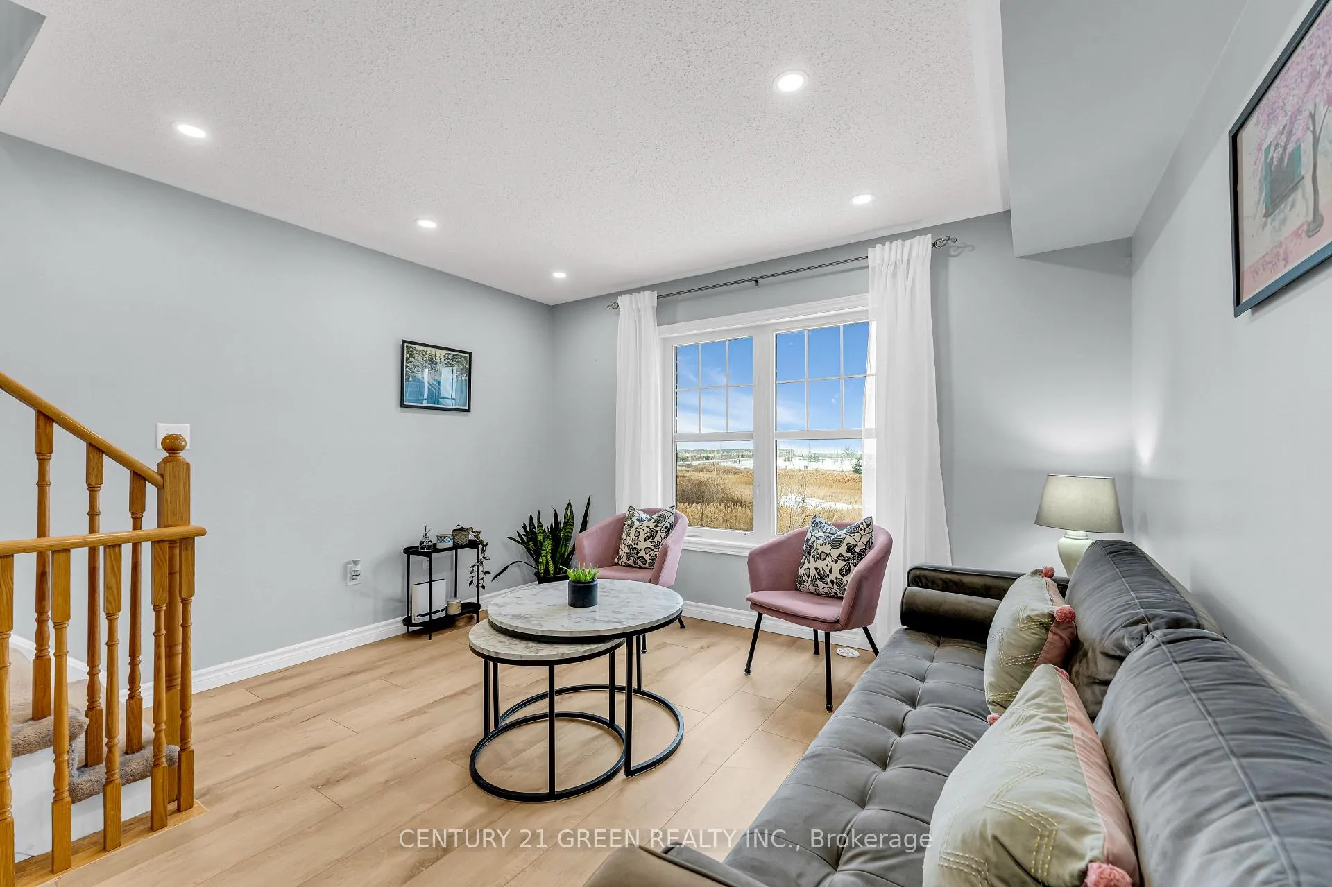 Photo 8 of 32 Battalion Road, Brampton, Northwest Brampton — HOMEH