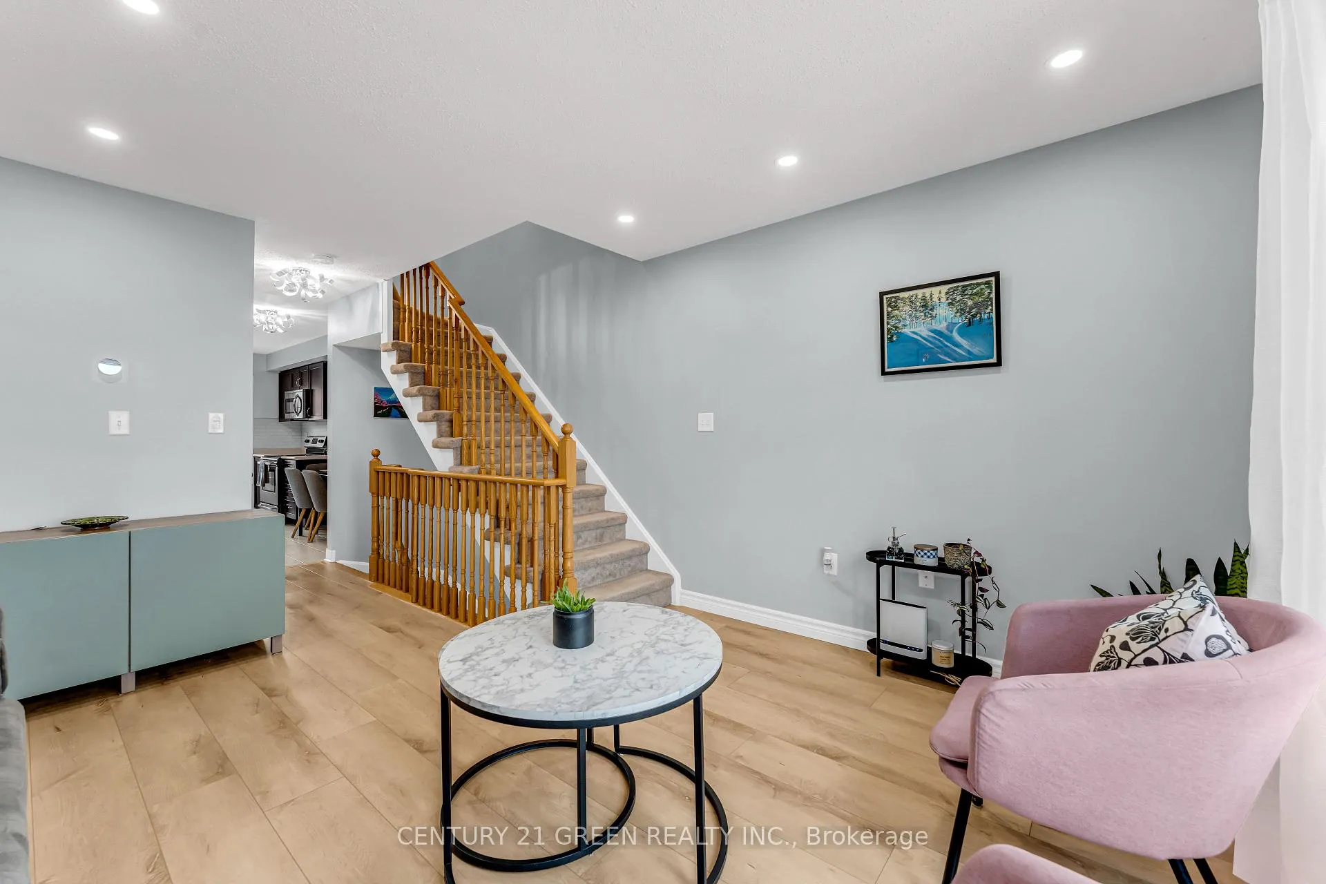 Photo 9 of 32 Battalion Road, Brampton, Northwest Brampton — HOMEH