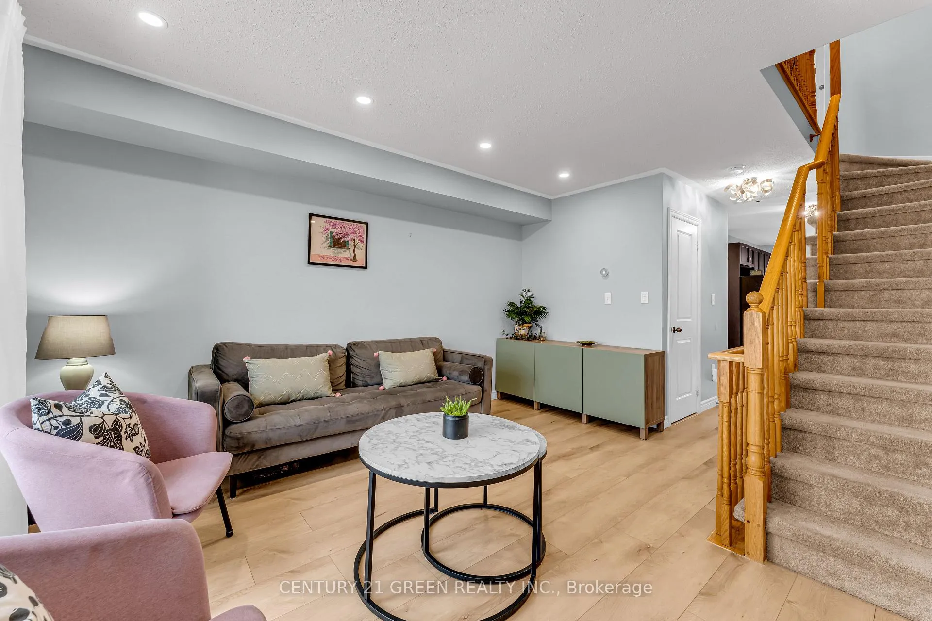 Photo 11 of 32 Battalion Road, Brampton, Northwest Brampton — HOMEH