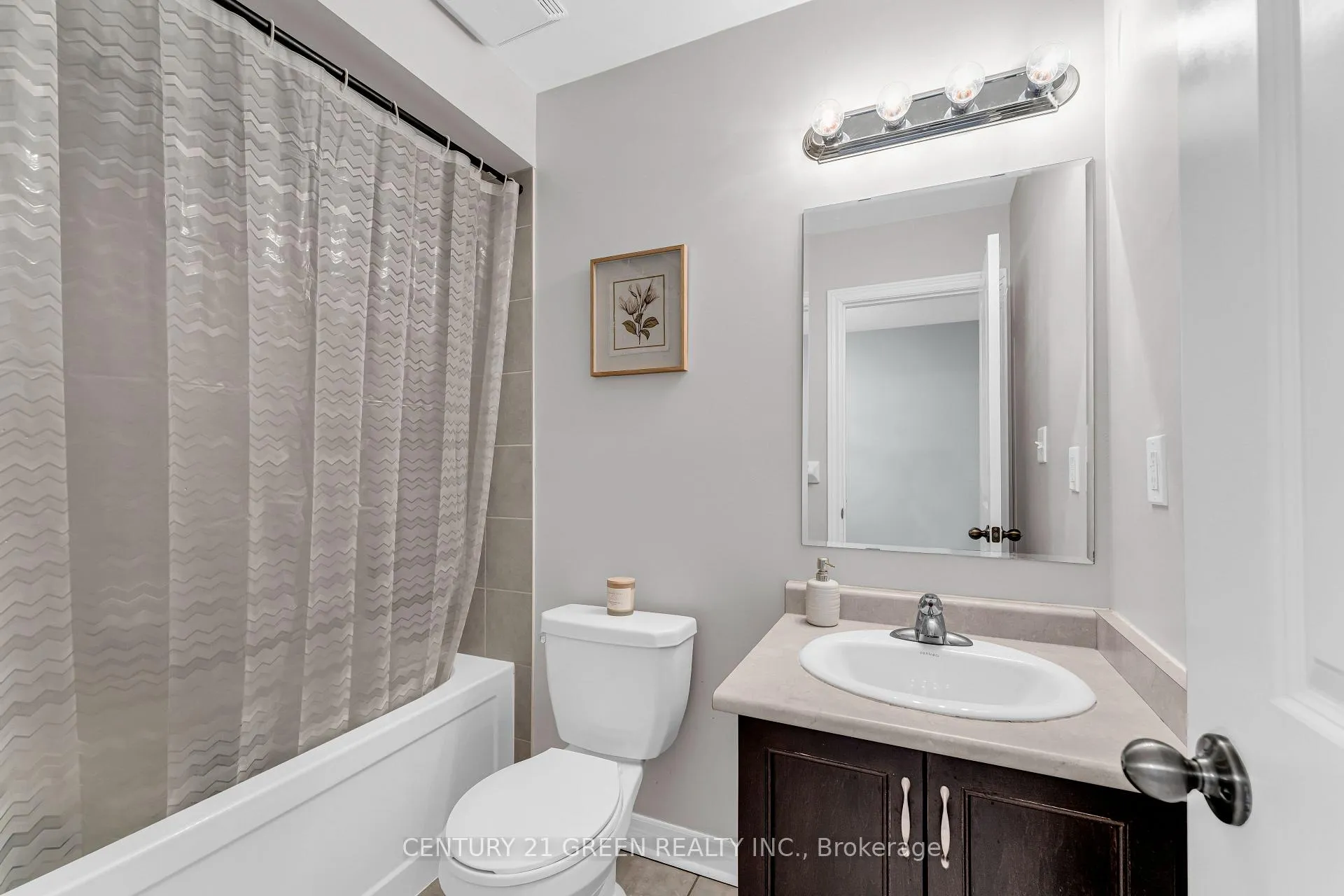 Photo 28 of 32 Battalion Road, Brampton, Northwest Brampton — HOMEH
