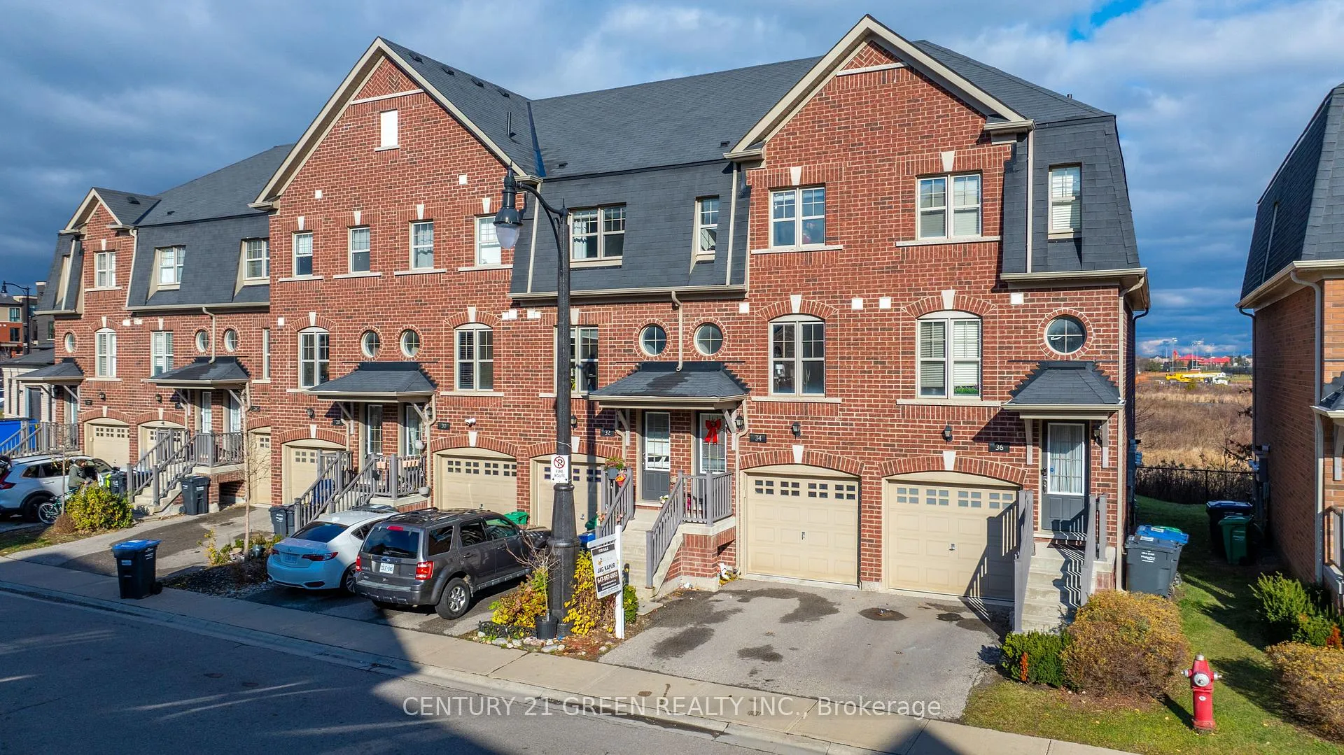 Photo 48 of 32 Battalion Road, Brampton, Northwest Brampton — HOMEH