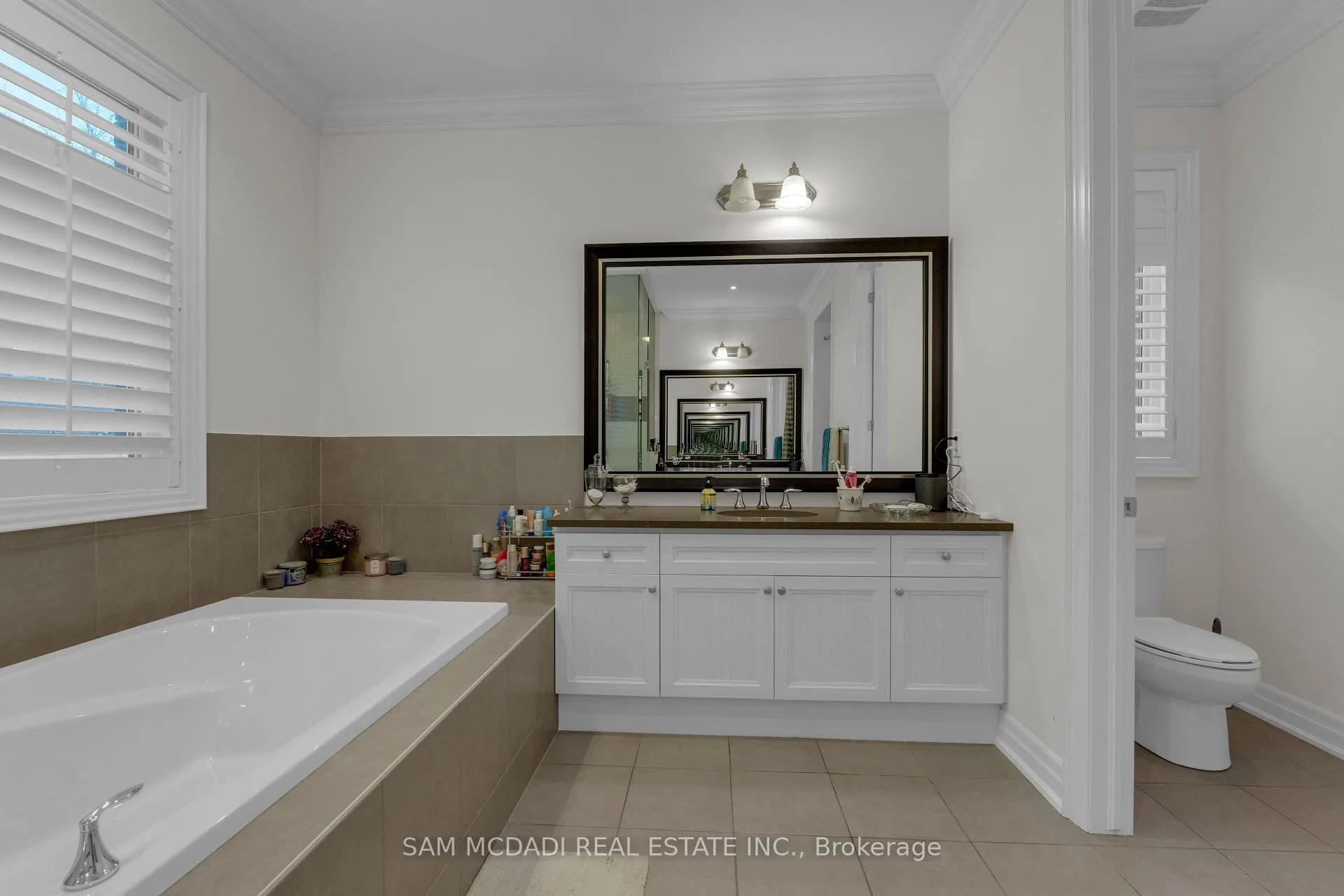 Photo 22 of 136 North Park Boulevard, Oakville, Glenorchy — HOMEH