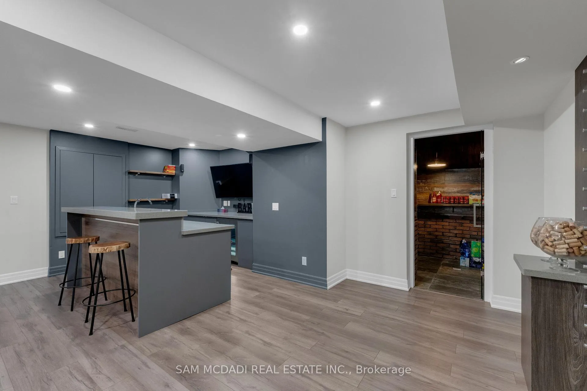 Photo 38 of 136 North Park Boulevard, Oakville, Glenorchy — HOMEH