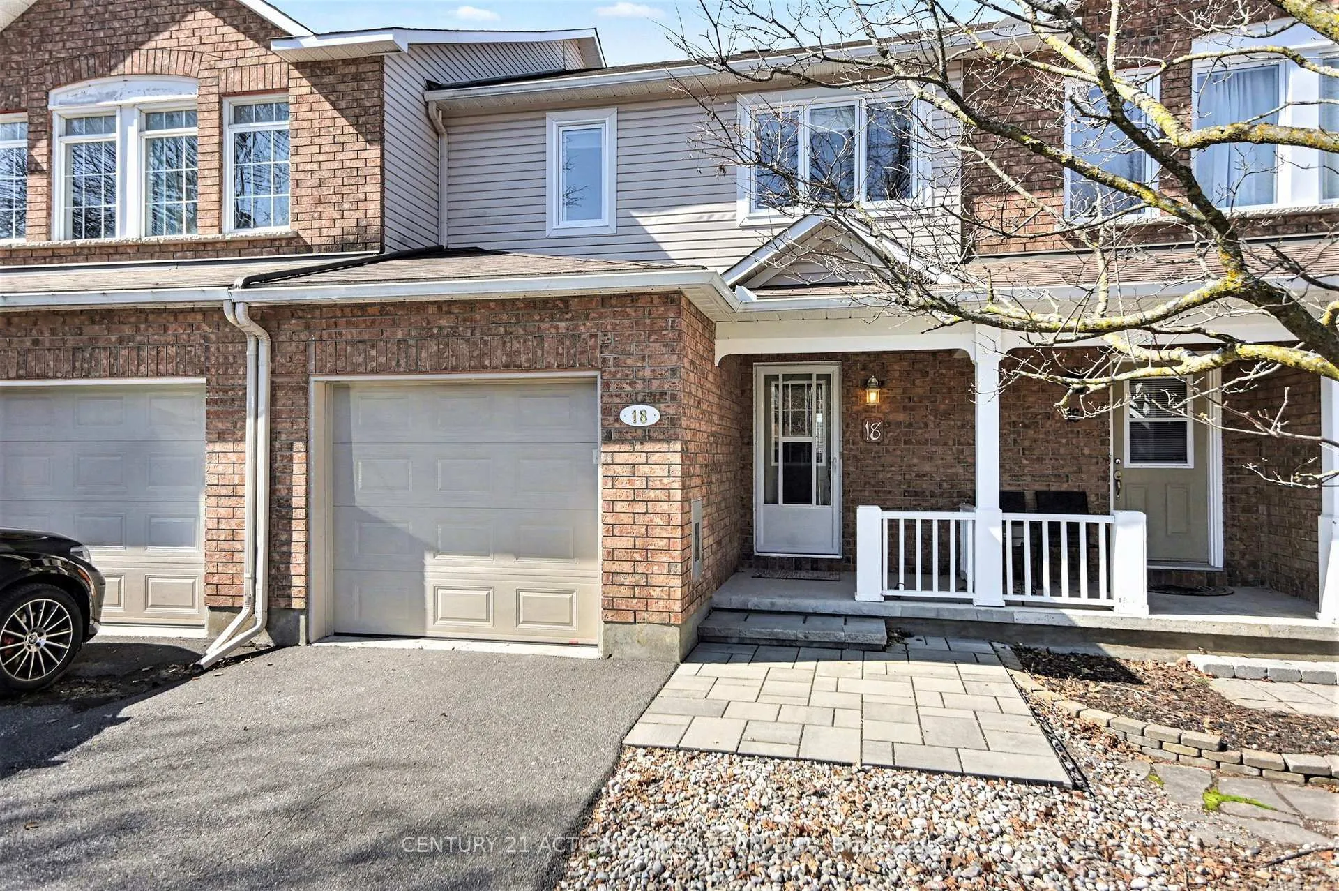 Photo 2 of 18 Teeswater Street, Ottawa, Kanata - Beaverbrook — HOMEH