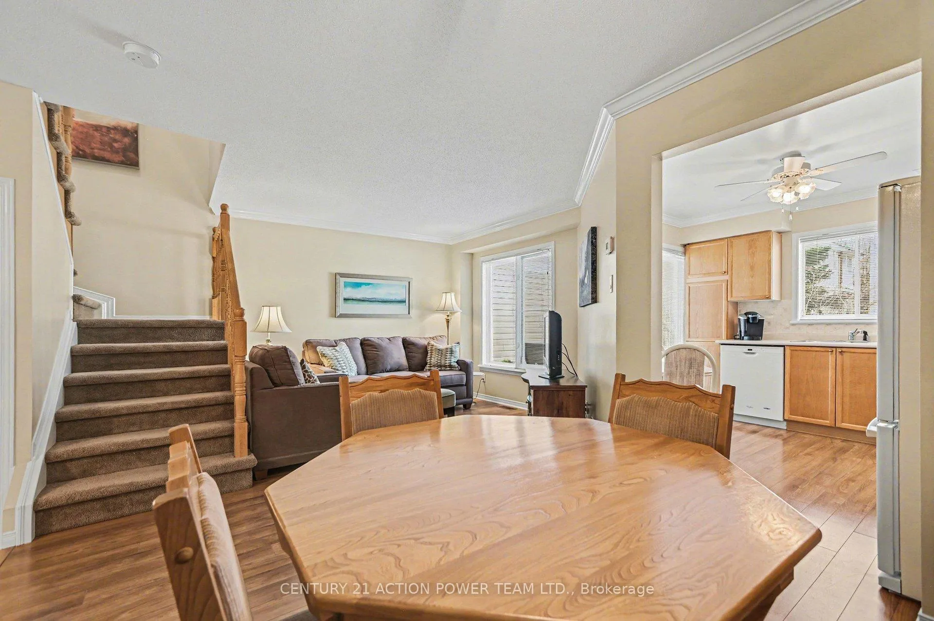 Photo 13 of 18 Teeswater Street, Ottawa, Kanata - Beaverbrook — HOMEH