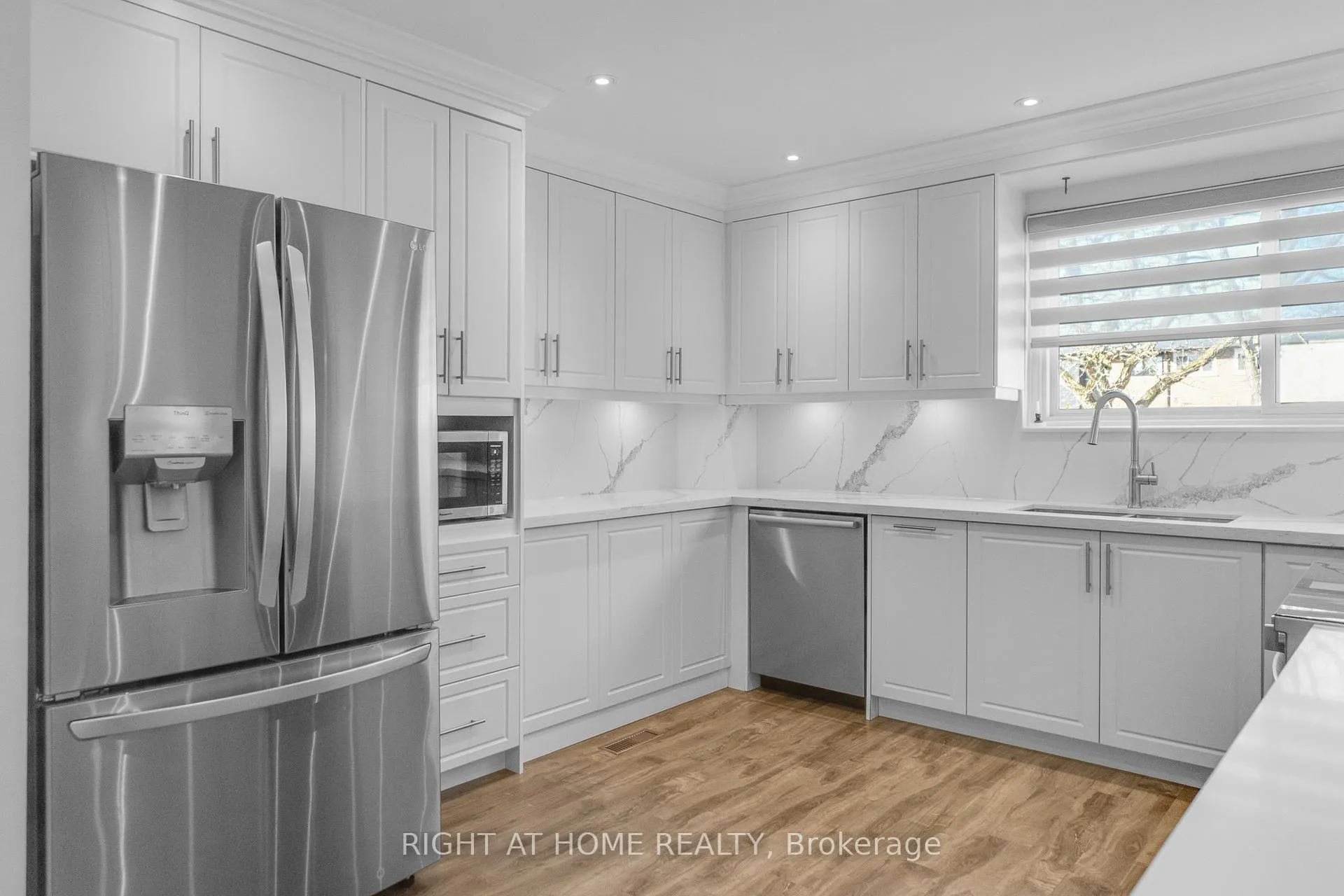 Photo 13 of 5473 Schueller Crescent, Burlington, Appleby — HOMEH
