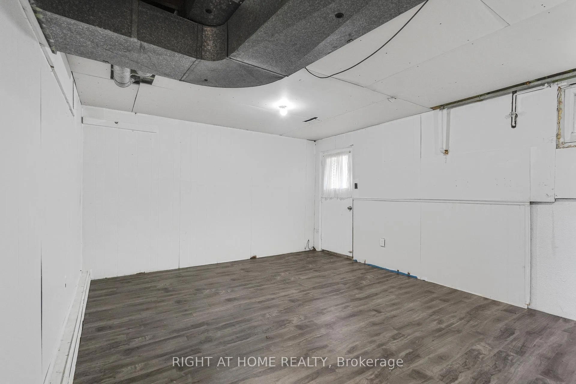 Photo 35 of 5473 Schueller Crescent, Burlington, Appleby — HOMEH