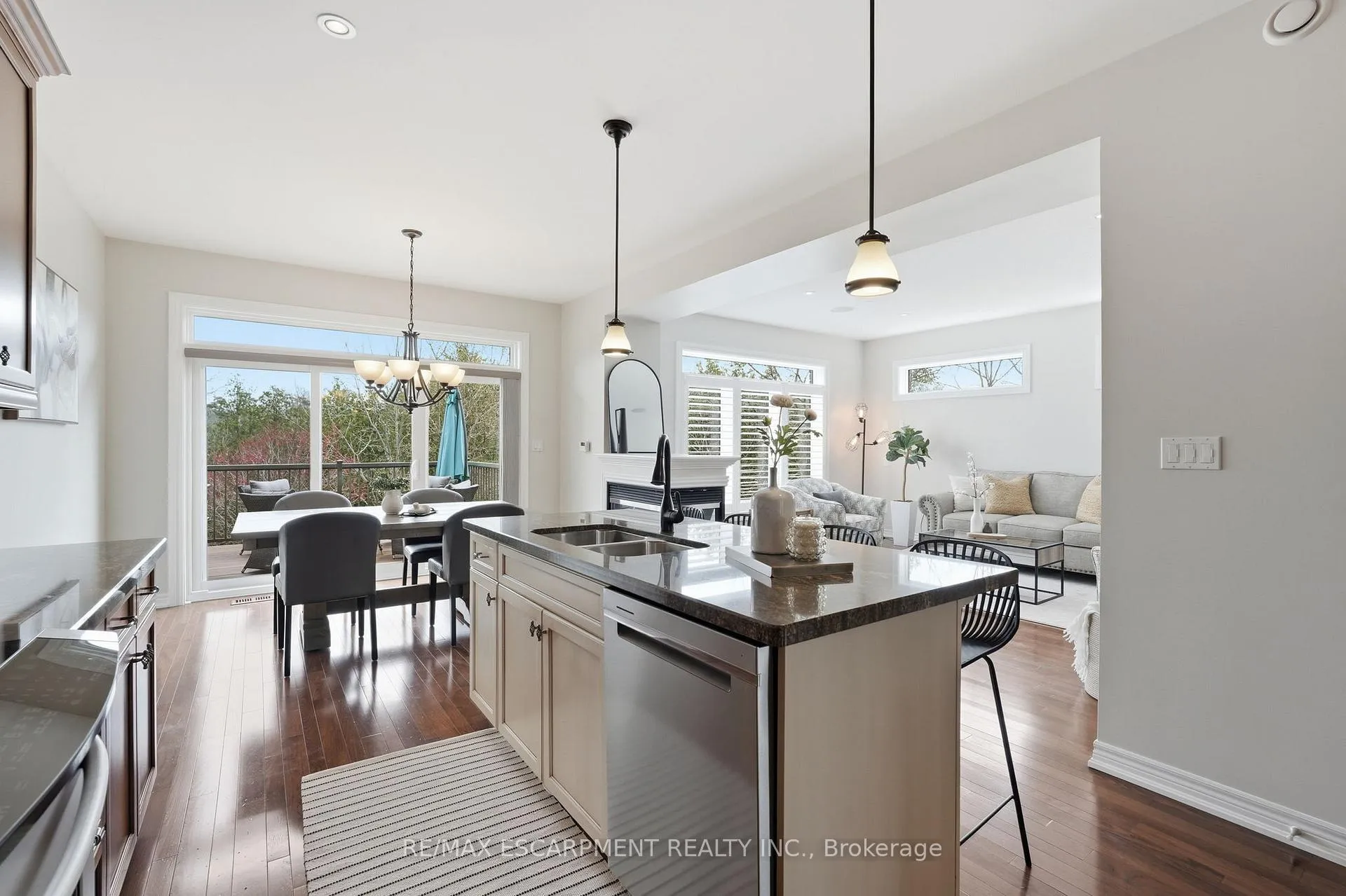 Photo 15 of 253 Millview Court, Guelph, Willow West/Sugarbush/West Acres — HOMEH