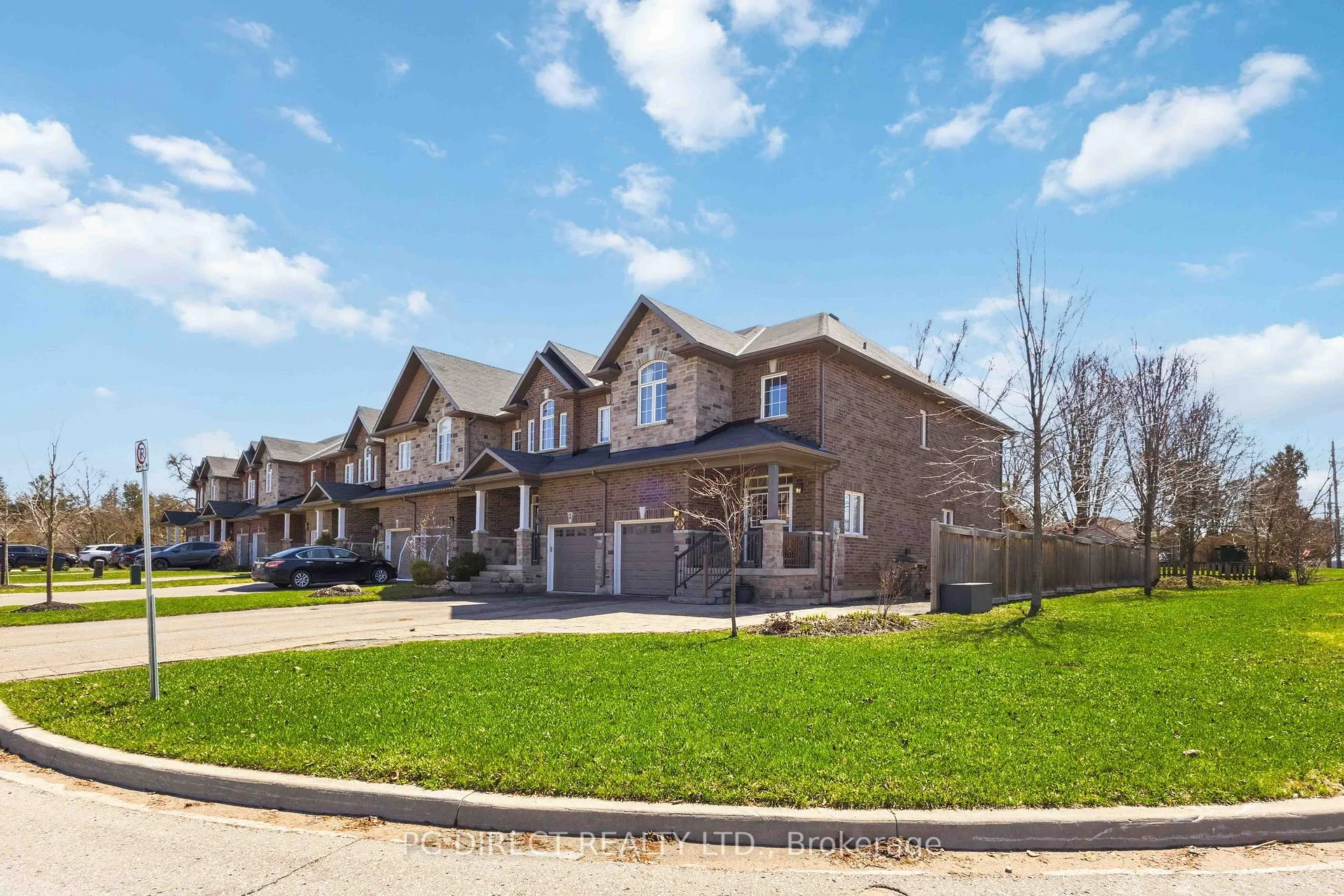 Photo 1 of 1 Michael Cummings Court, Uxbridge — HOMEH
