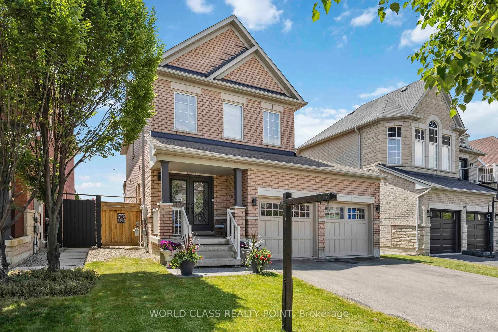 Photo 2 of 131 Lormel Gate, Vaughan, Vellore Village — HOMEH