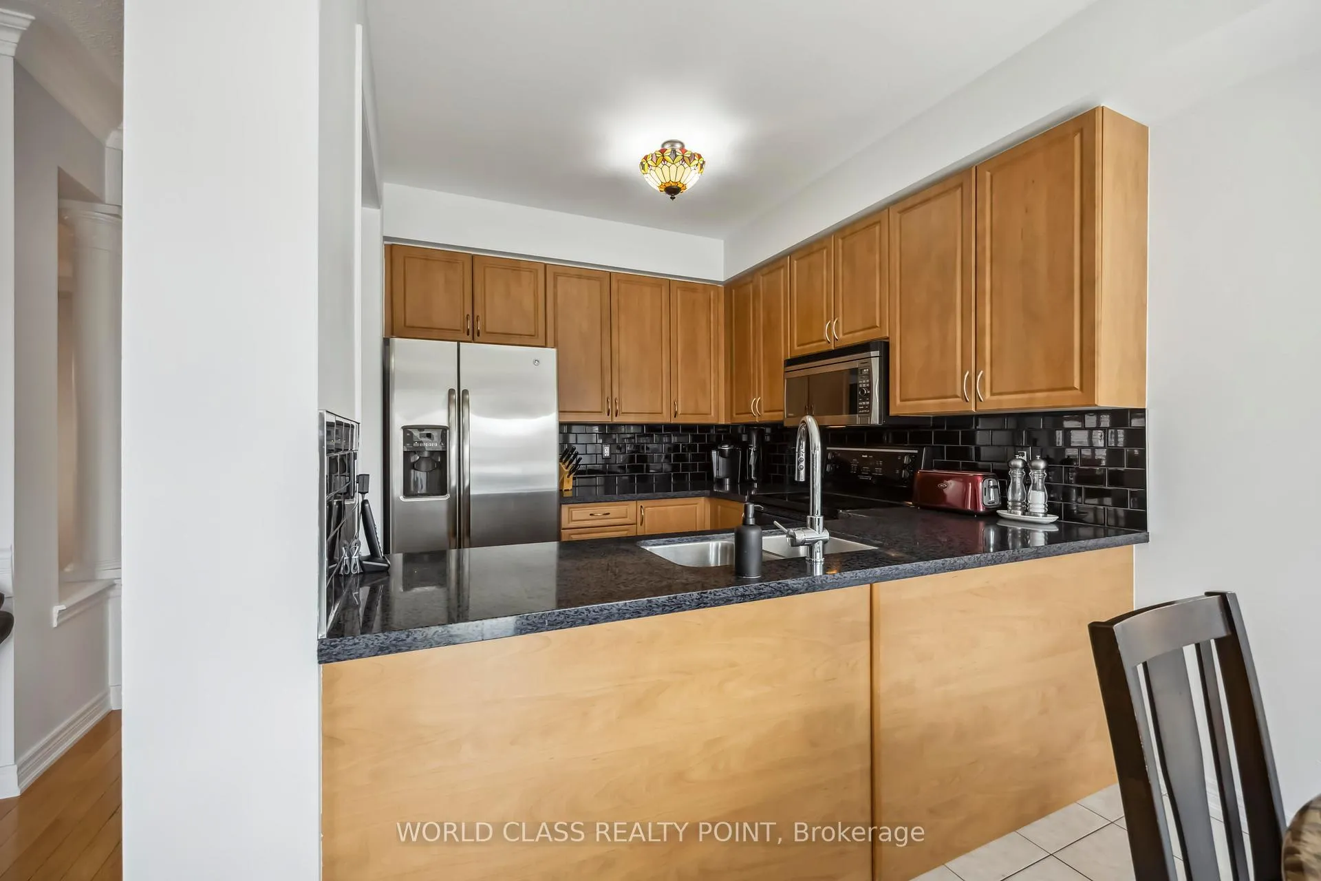 Photo 10 of 131 Lormel Gate, Vaughan, Vellore Village — HOMEH