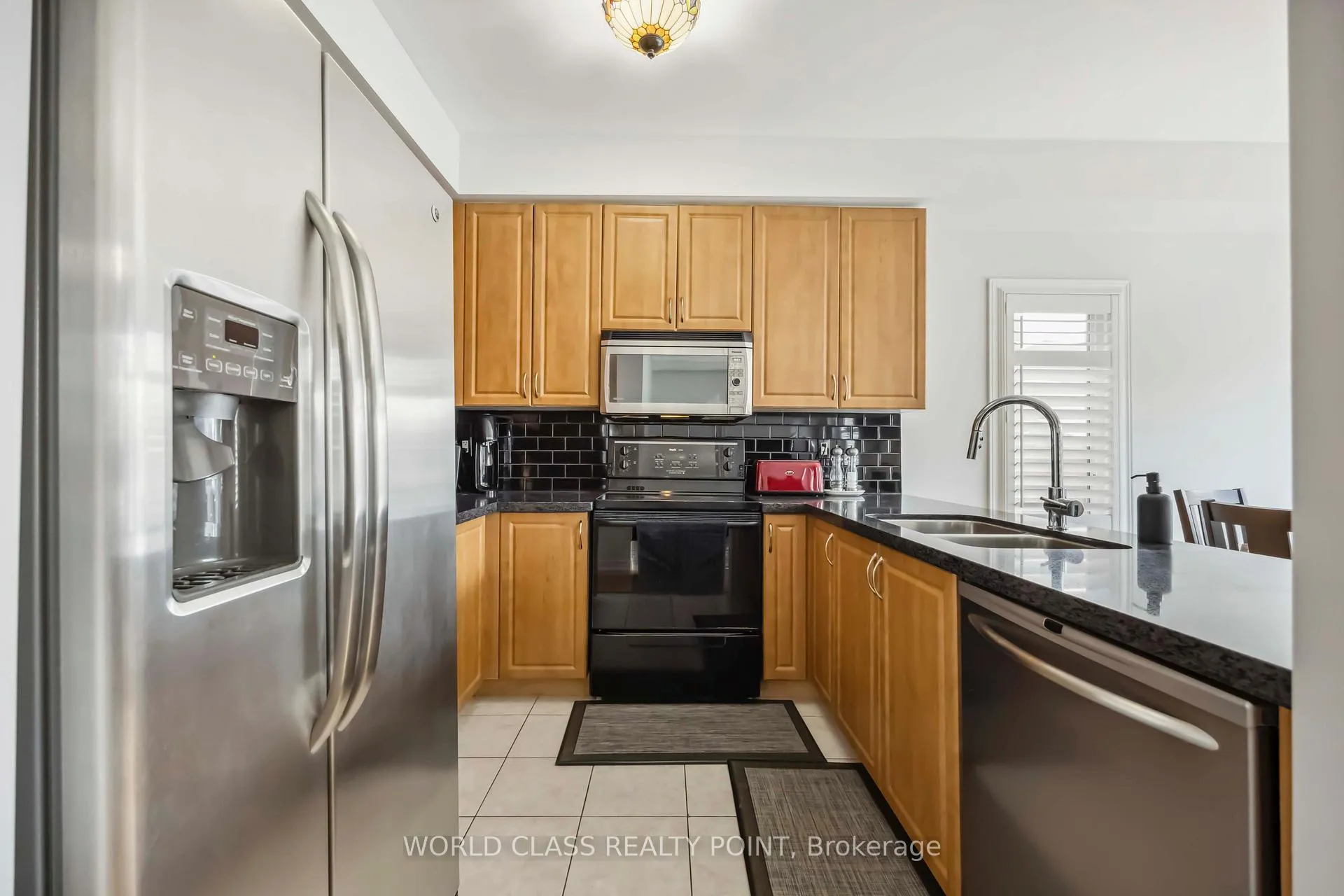 Photo 11 of 131 Lormel Gate, Vaughan, Vellore Village — HOMEH