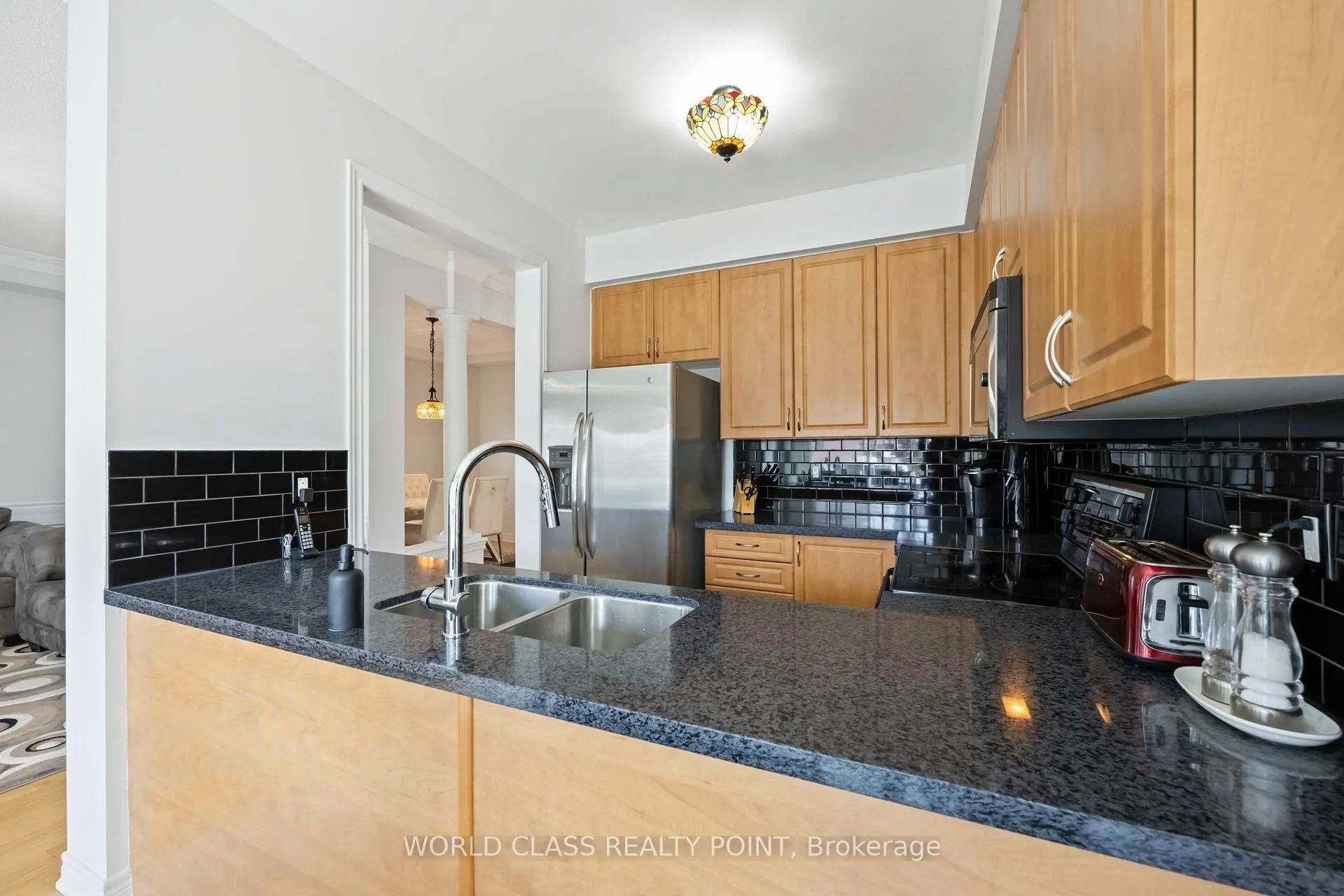 Photo 13 of 131 Lormel Gate, Vaughan, Vellore Village — HOMEH