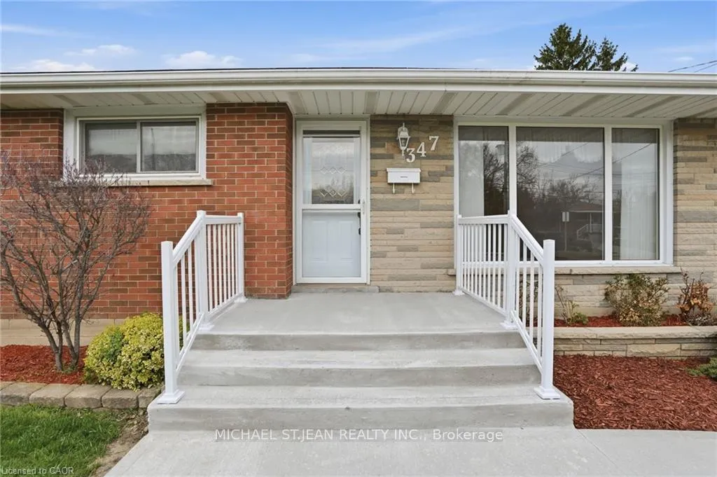 Photo 4 of 347 Hixon Road, Hamilton, Red Hill — HOMEH
