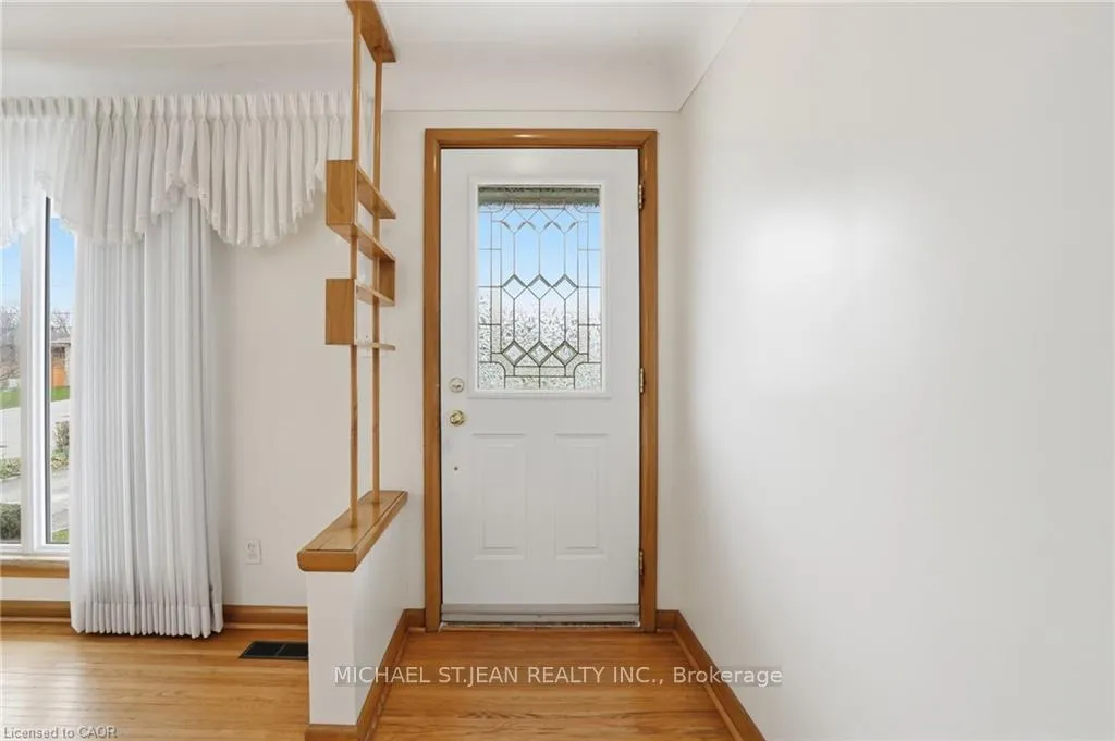 Photo 5 of 347 Hixon Road, Hamilton, Red Hill — HOMEH