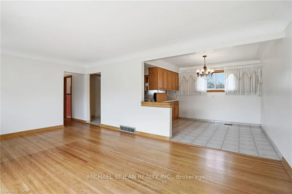 Photo 8 of 347 Hixon Road, Hamilton, Red Hill — HOMEH